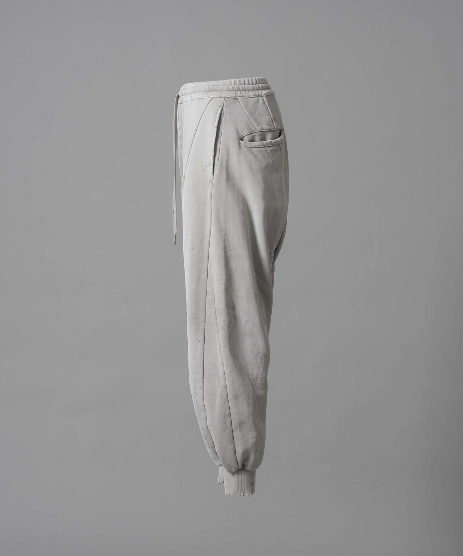 Three-Dimensional Cutting Weathered Sweat Pants