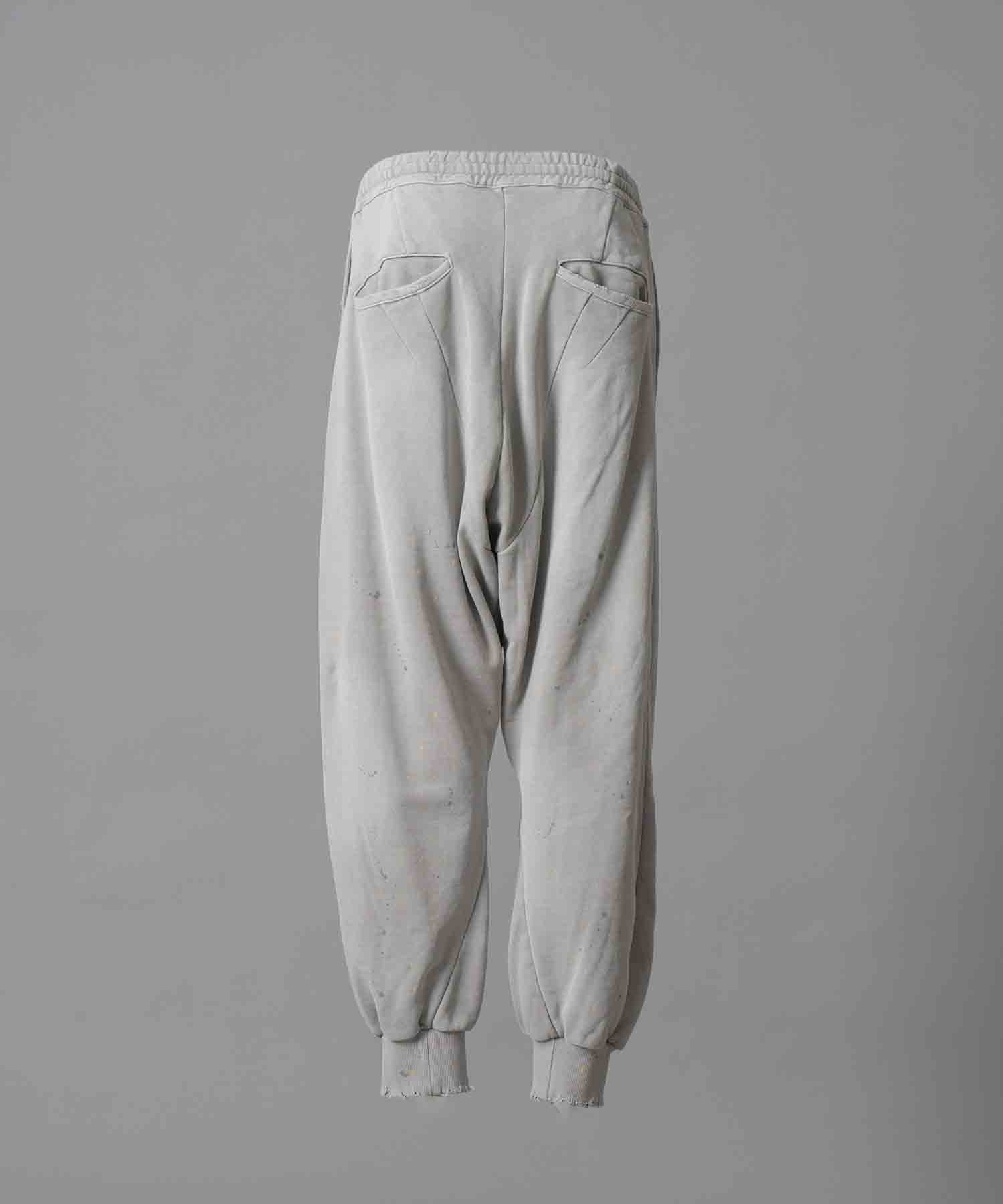 Three-Dimensional Cutting Weathered Sweat Pants