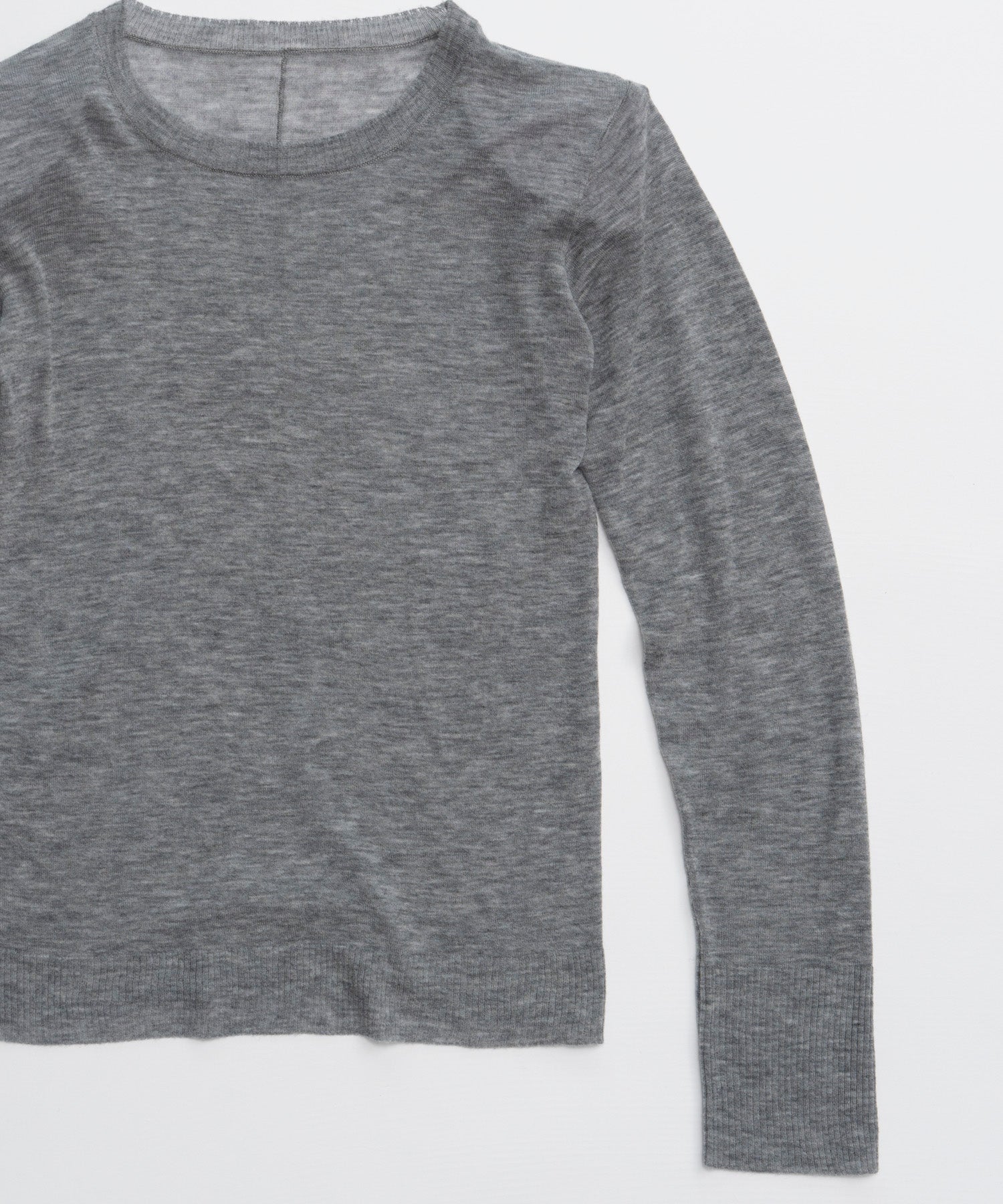 【26AUTUMN PRE-ORDER】Shoulder Pad Sheer Knit Top