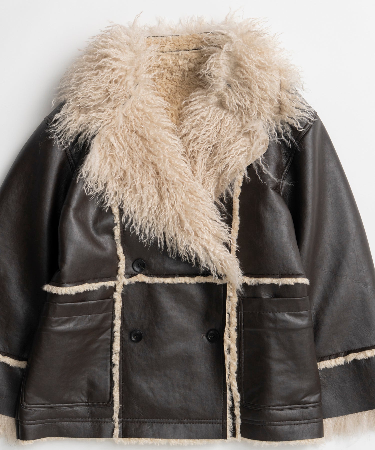 【26WINTER PRE-ORDER】Double-Breasted Vegan Shearling Coat