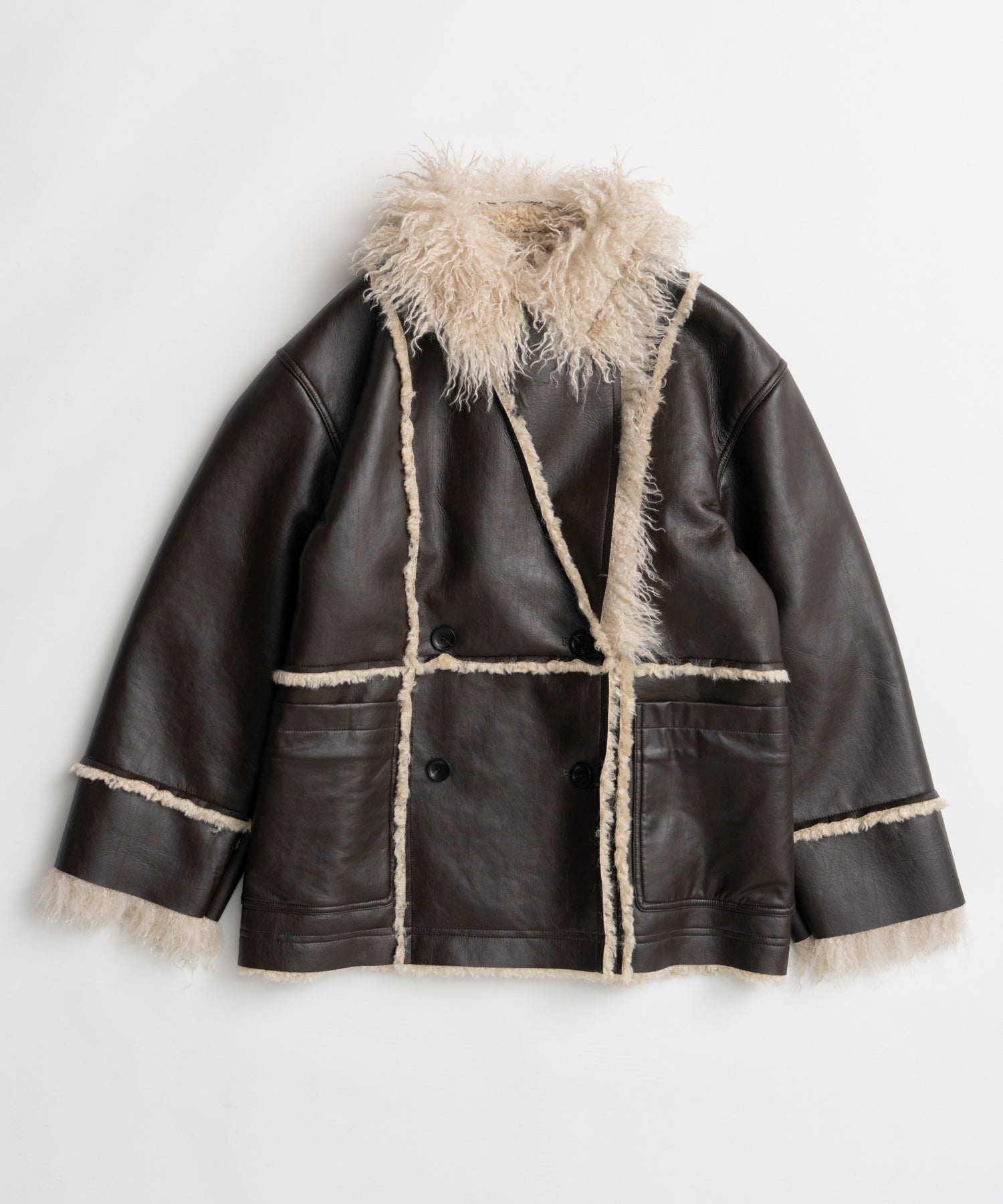 【26WINTER PRE-ORDER】Double-Breasted Vegan Shearling Coat