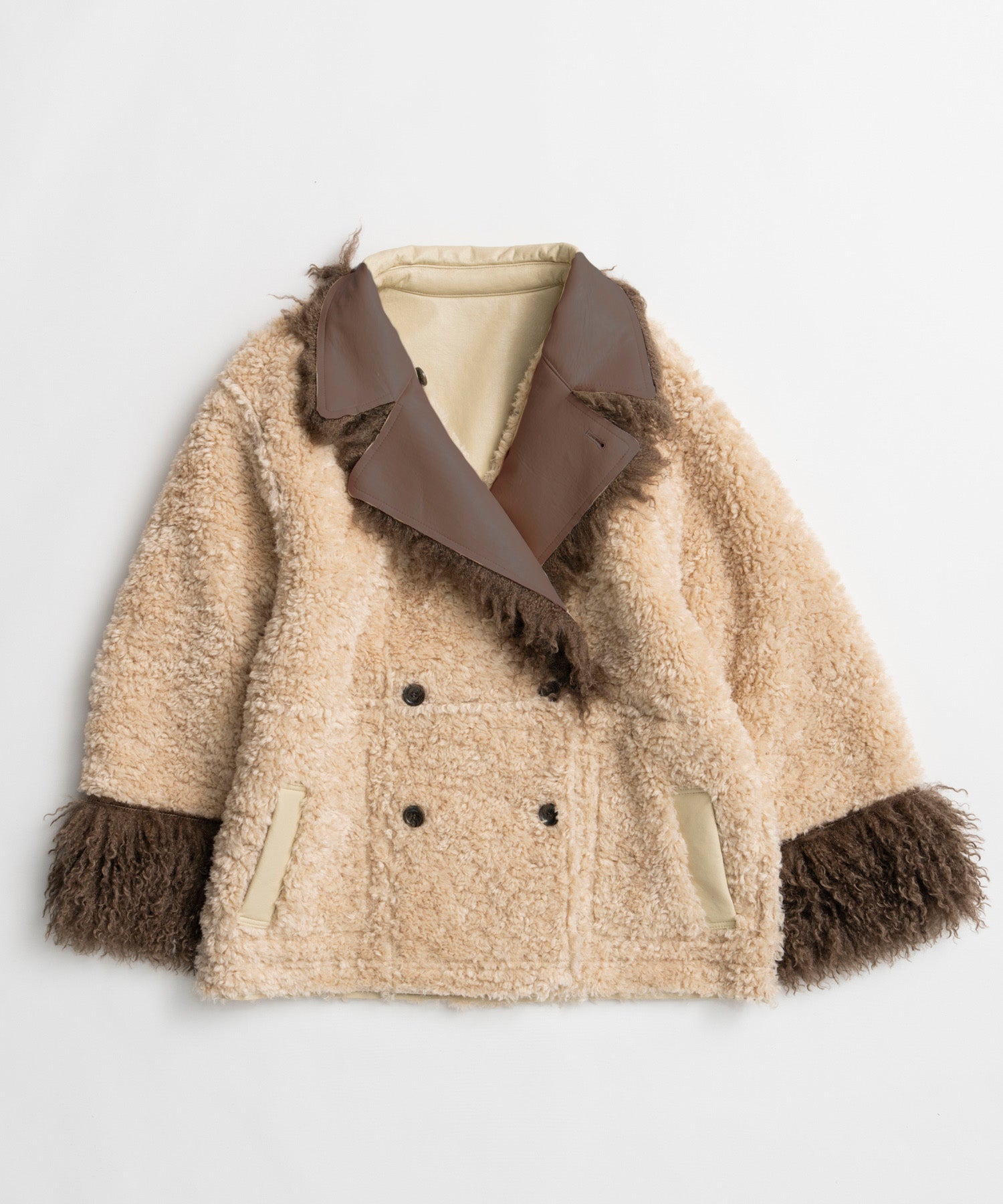 【26WINTER PRE-ORDER】Double-Breasted Vegan Shearling Coat