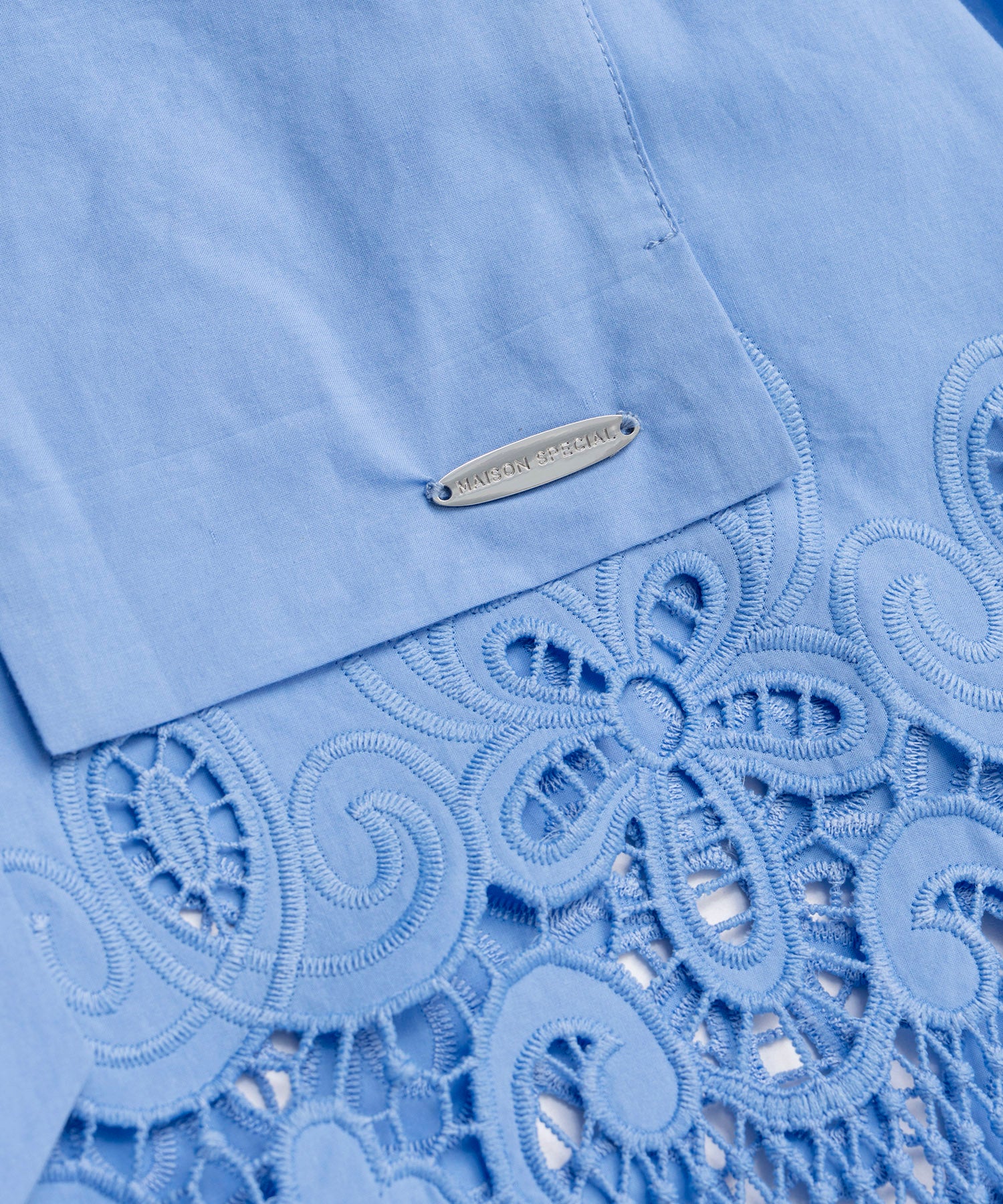 【26SPRING PRE-ORDER】Hem Embroidery Tie Shirt