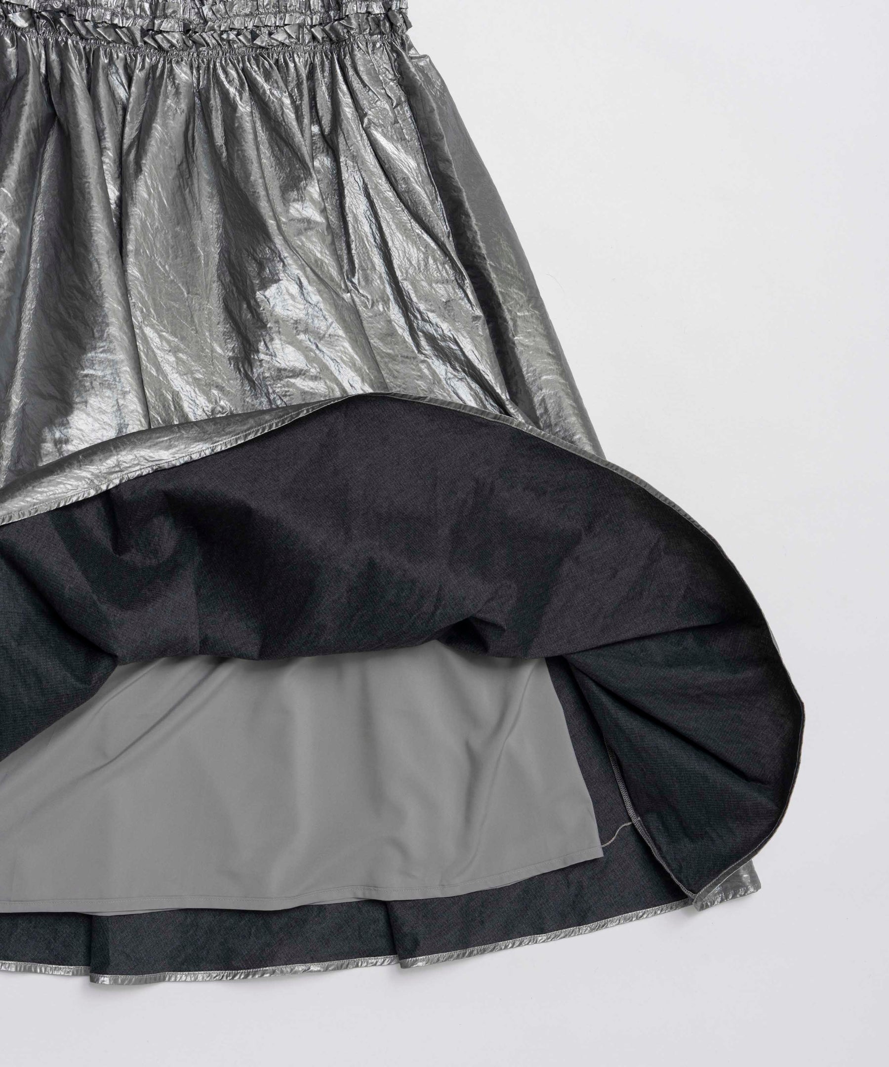 [25Winter预订]金属耀斑裙