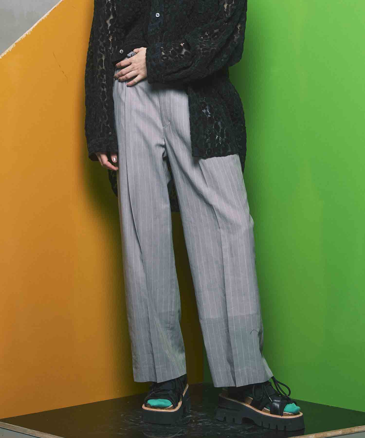 【1/17（金）12:00販売開始】【LIMITED EDITION】One-Tuck Wide Pants