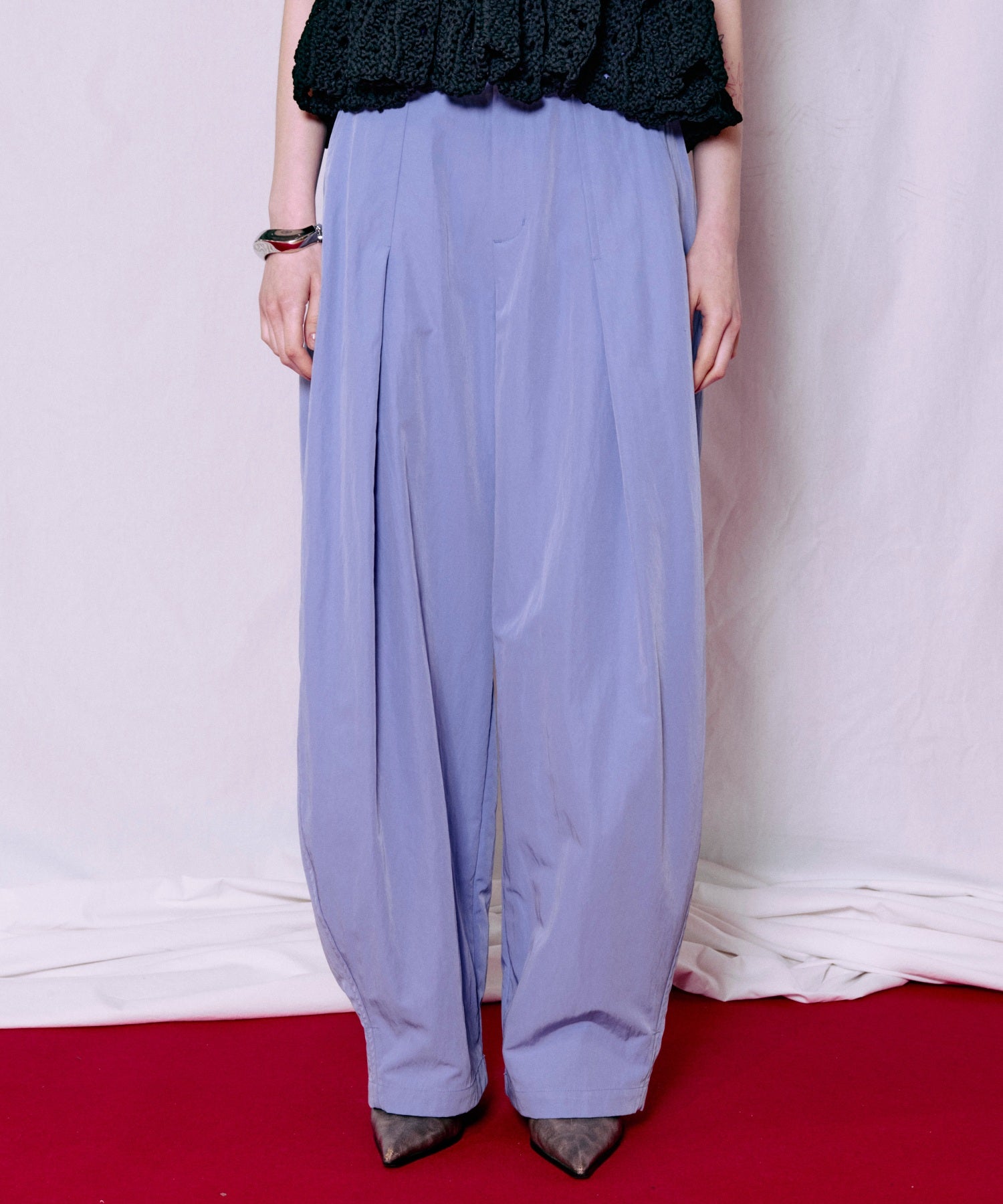 Tuck Cocoon Color Pants