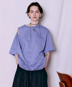 不对称垂坠 T 恤