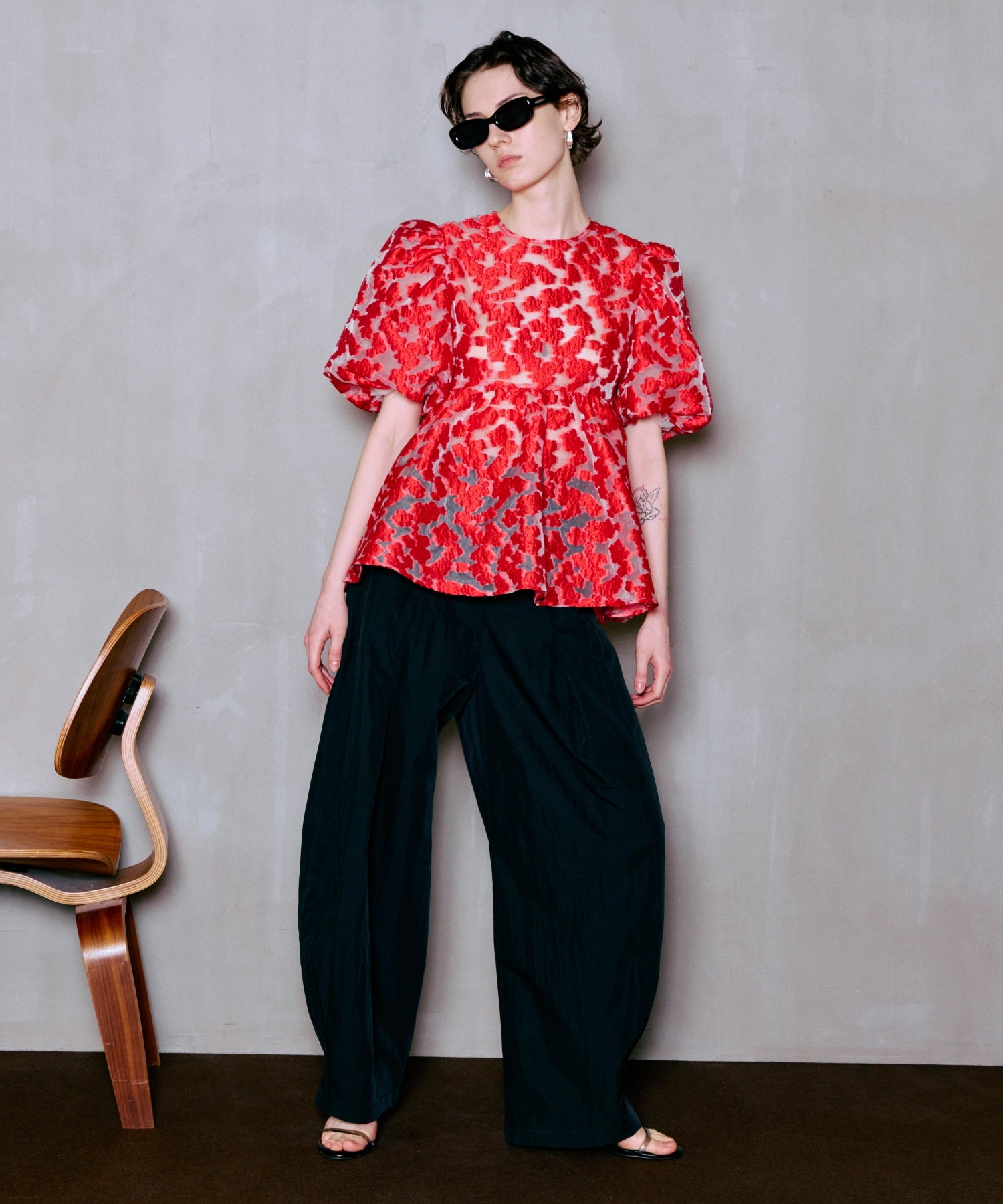 PRE-ORDER】Sheer Flower Jacquard Blouse