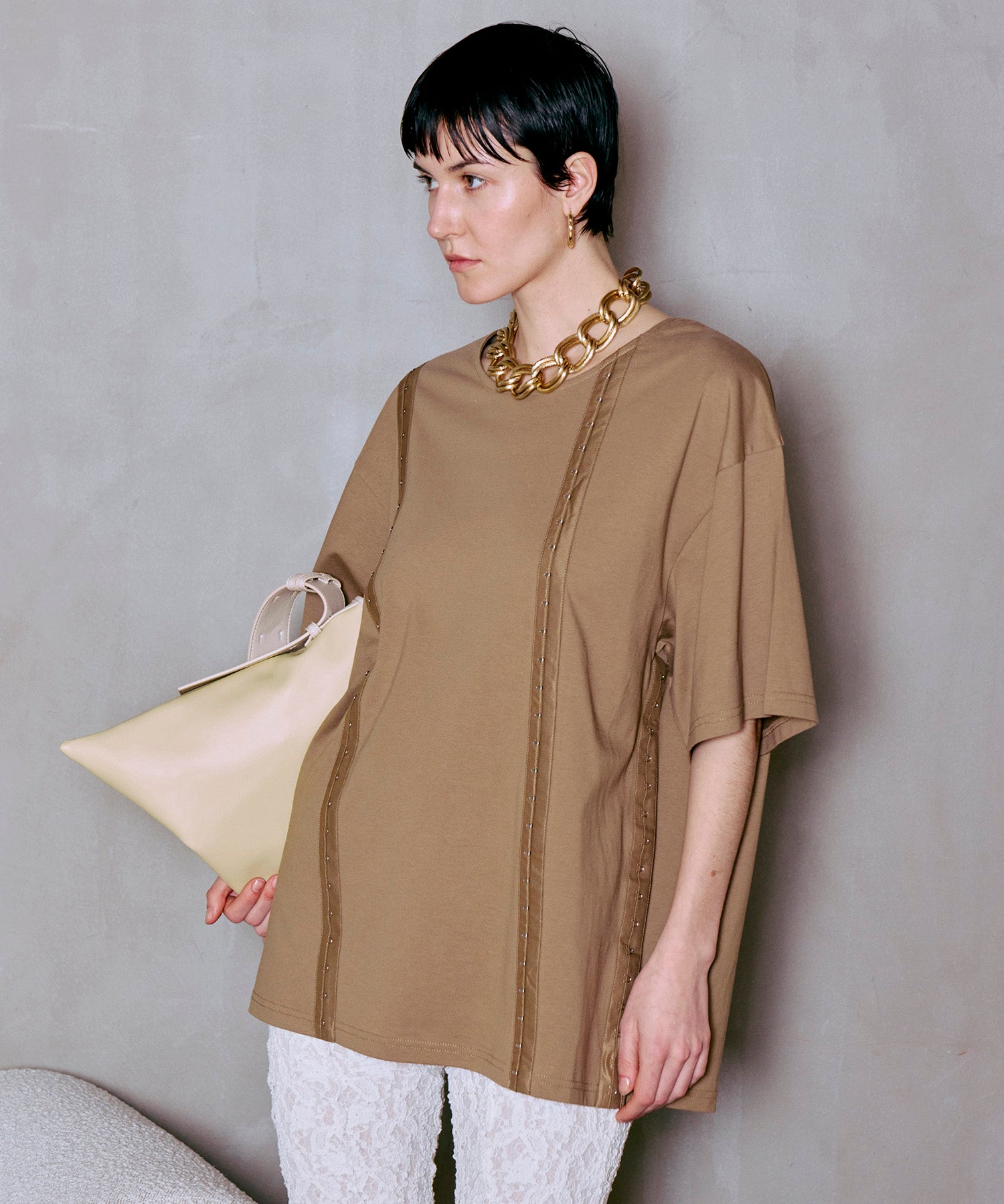 Hook-and-Eye Big Over T-Shirt