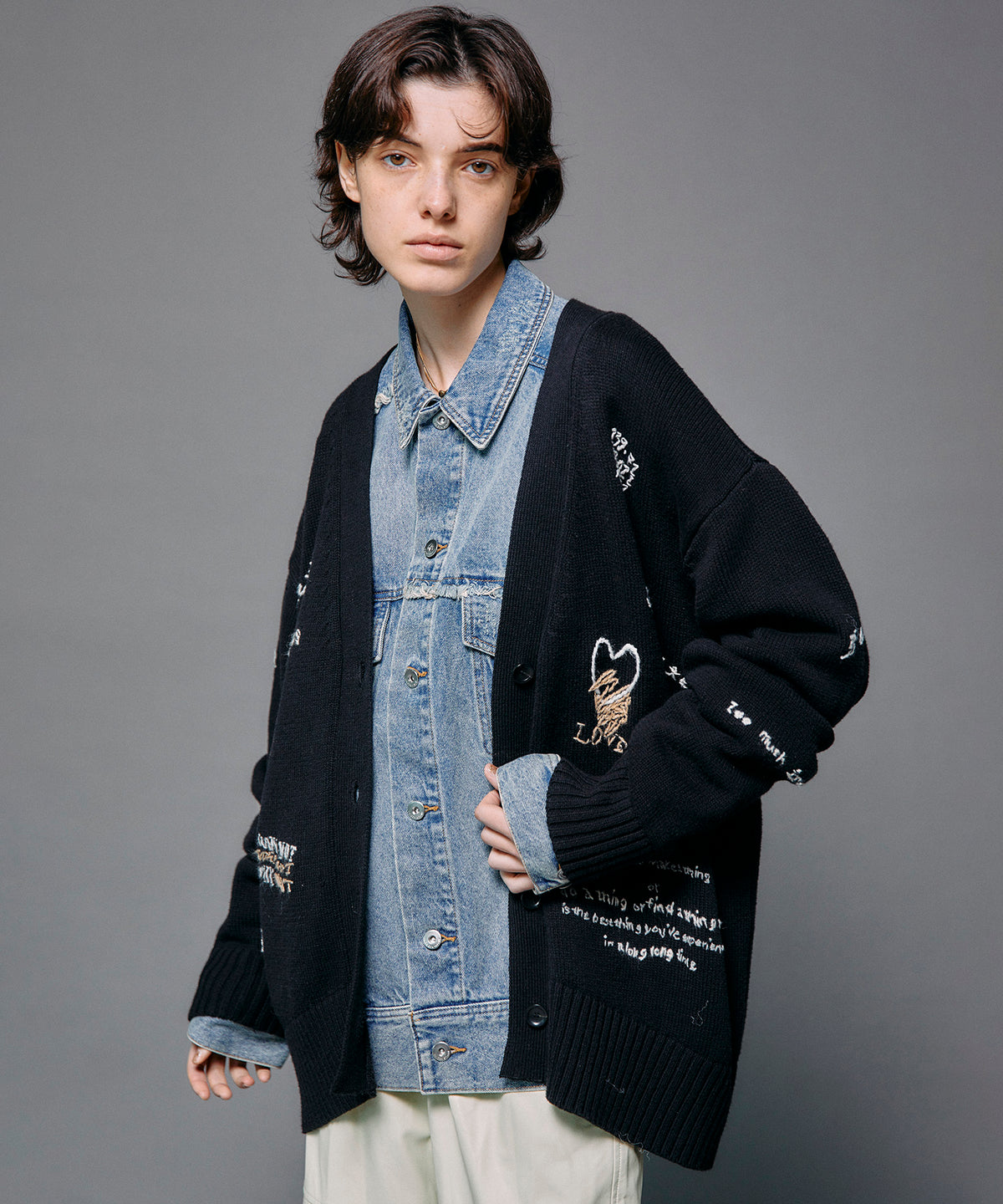 【23AW PRE-ORDER】Life Word Embroidery Knit Cardigan