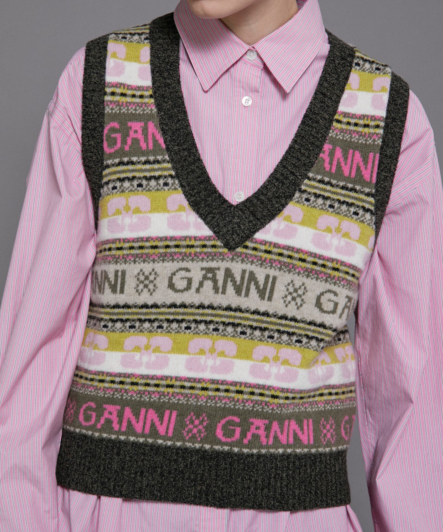 GANNI Logo Wool Mix Vest ベストMサイズ　新品