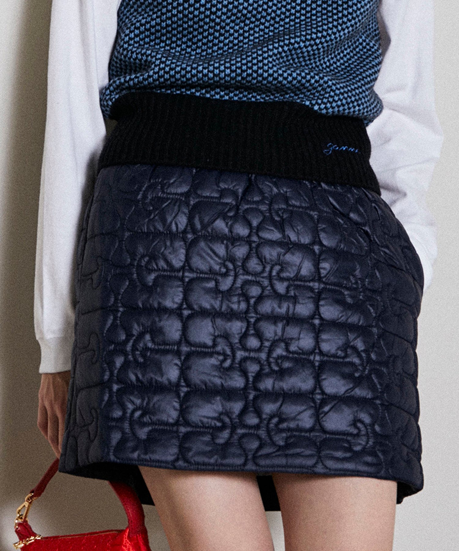 【GANNI】Shiny Quilt Mini Skirt