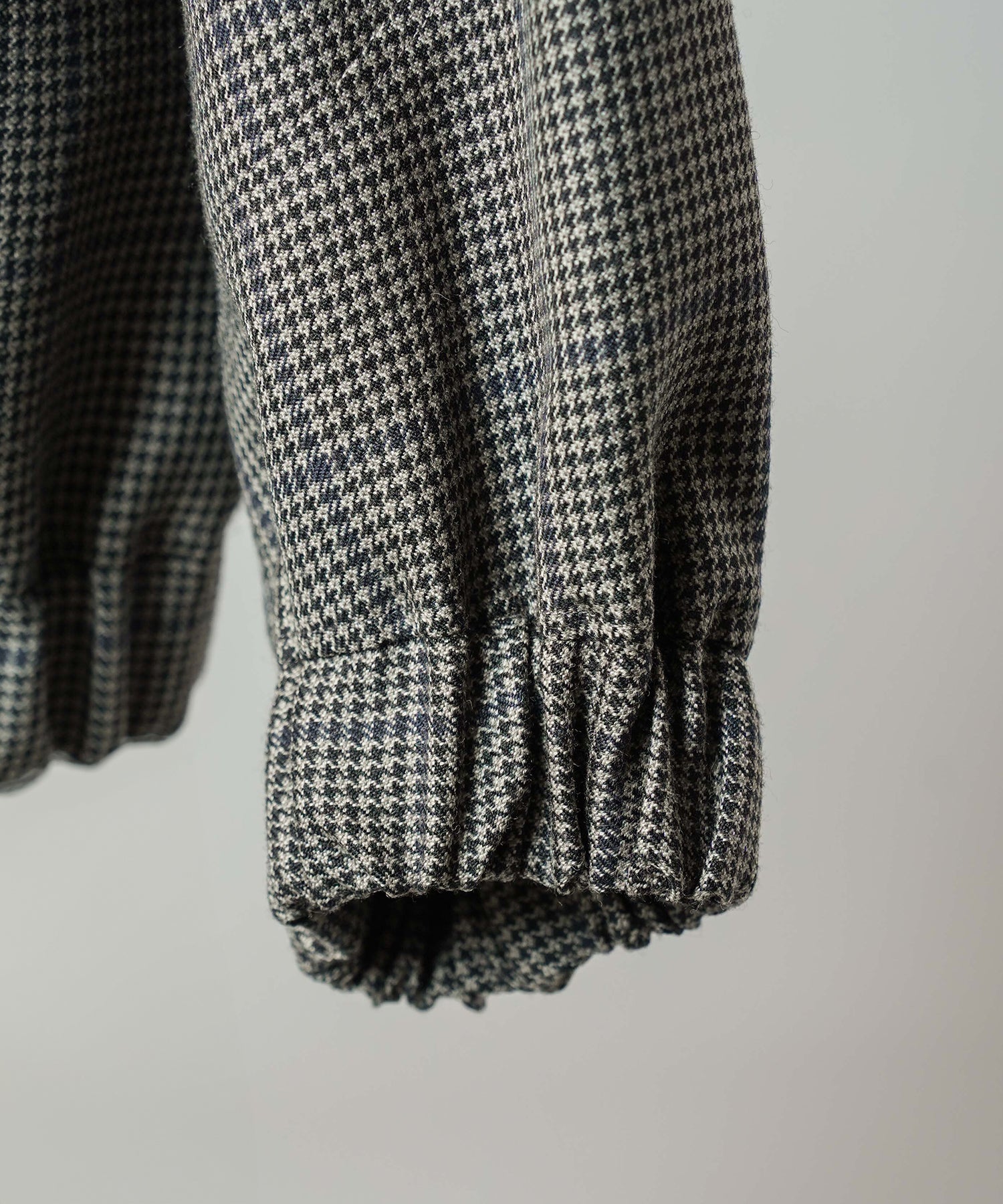【26AW PRE-ORDER】【イタリアンデッドストックファブリック】プライムオーバーカーブ切り替えスタンドブルゾン