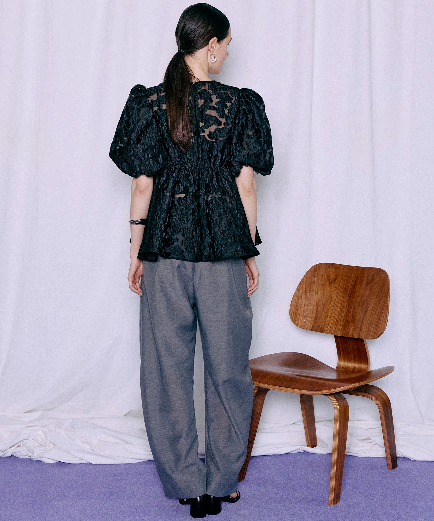 [2026Summer PRE-ORDER] Sheer Flower Jacquard Blouse