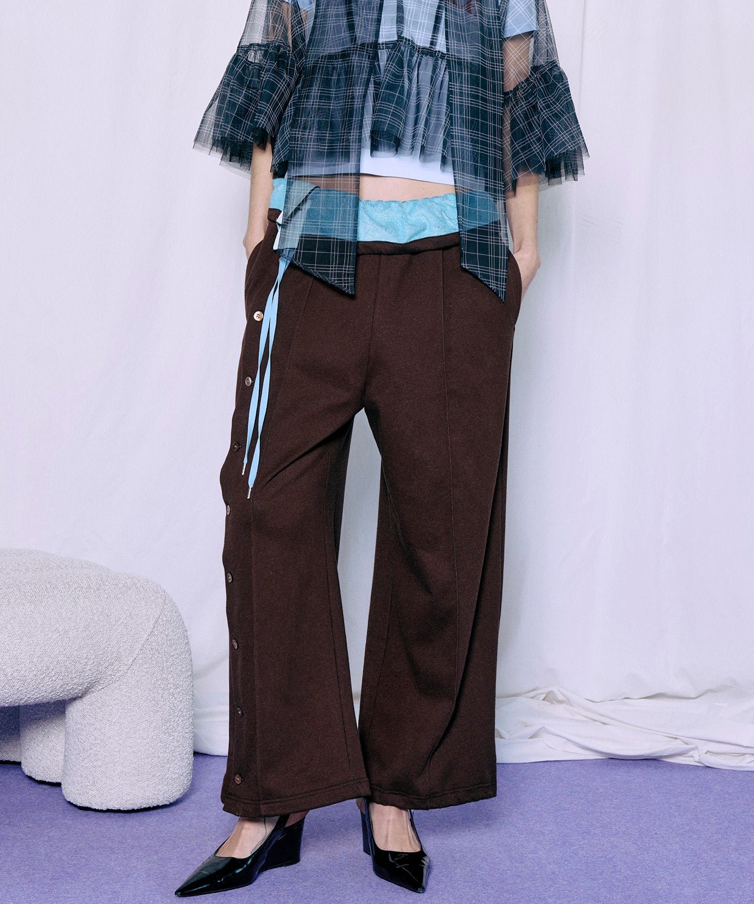 Button Slit Turn-Back Sweat Pants