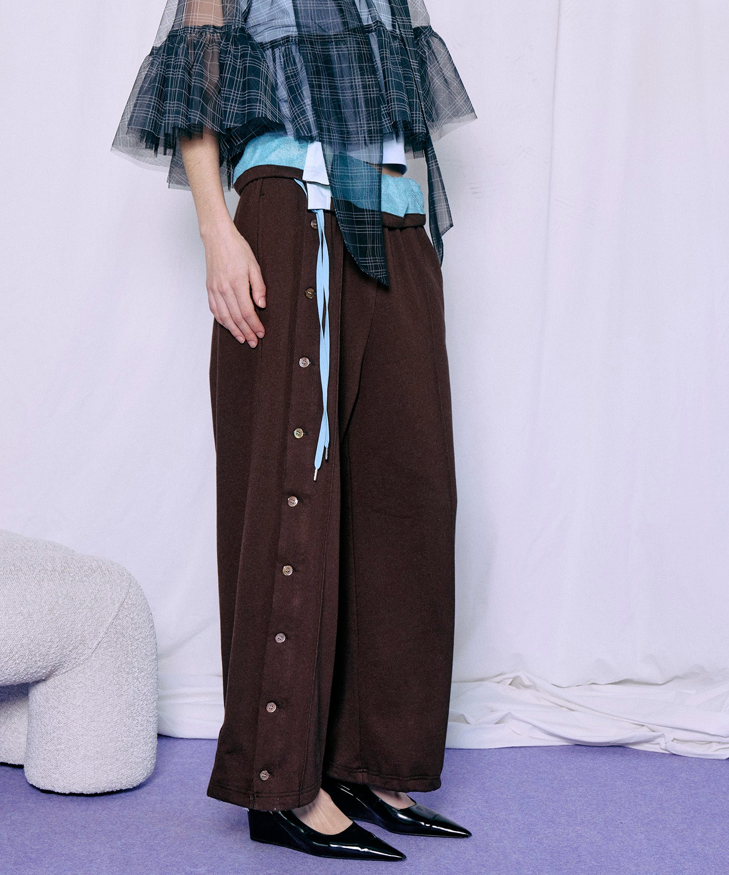 Button Slit Turn-Back Sweat Pants