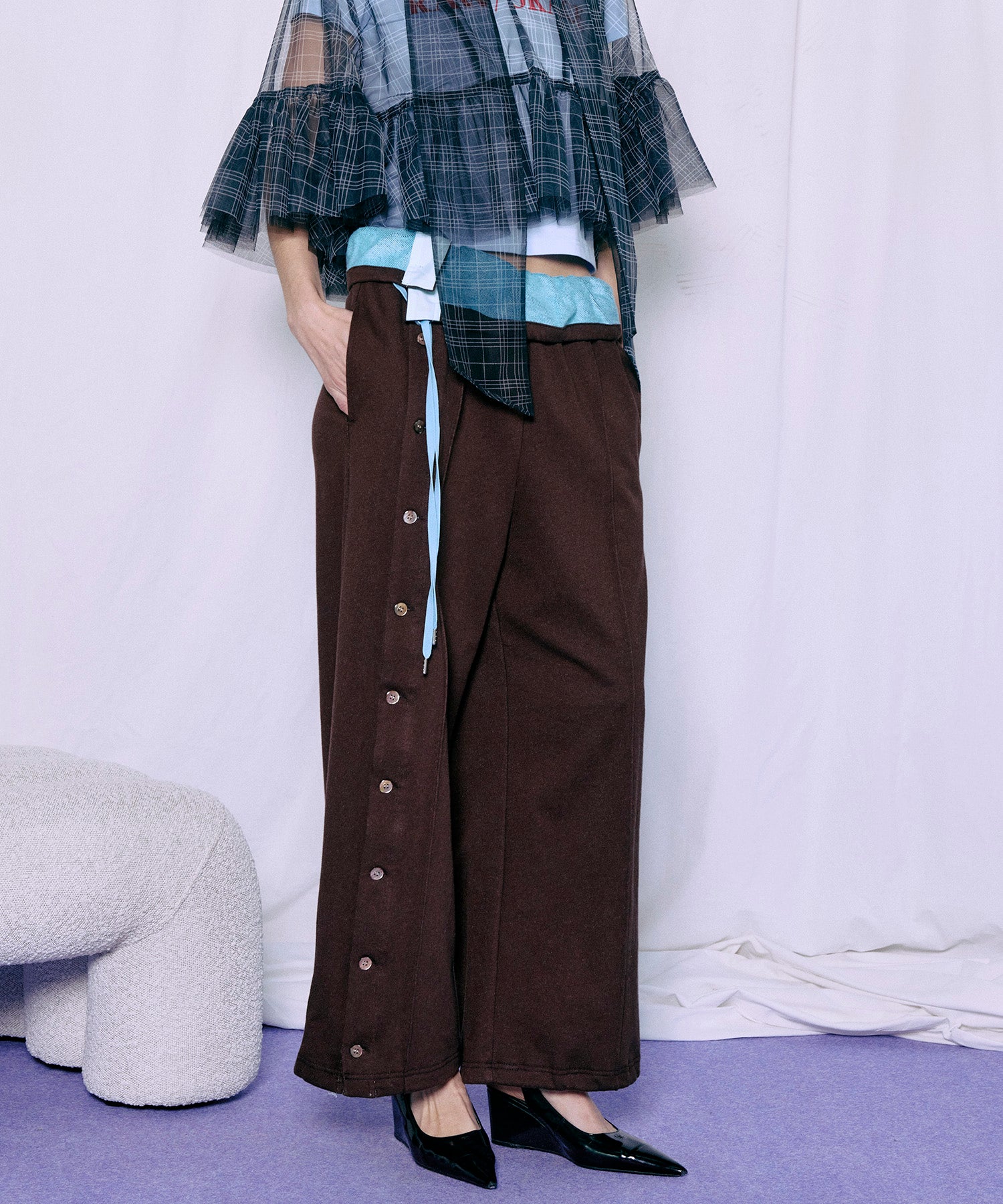 Button Slit Turn-Back Sweat Pants