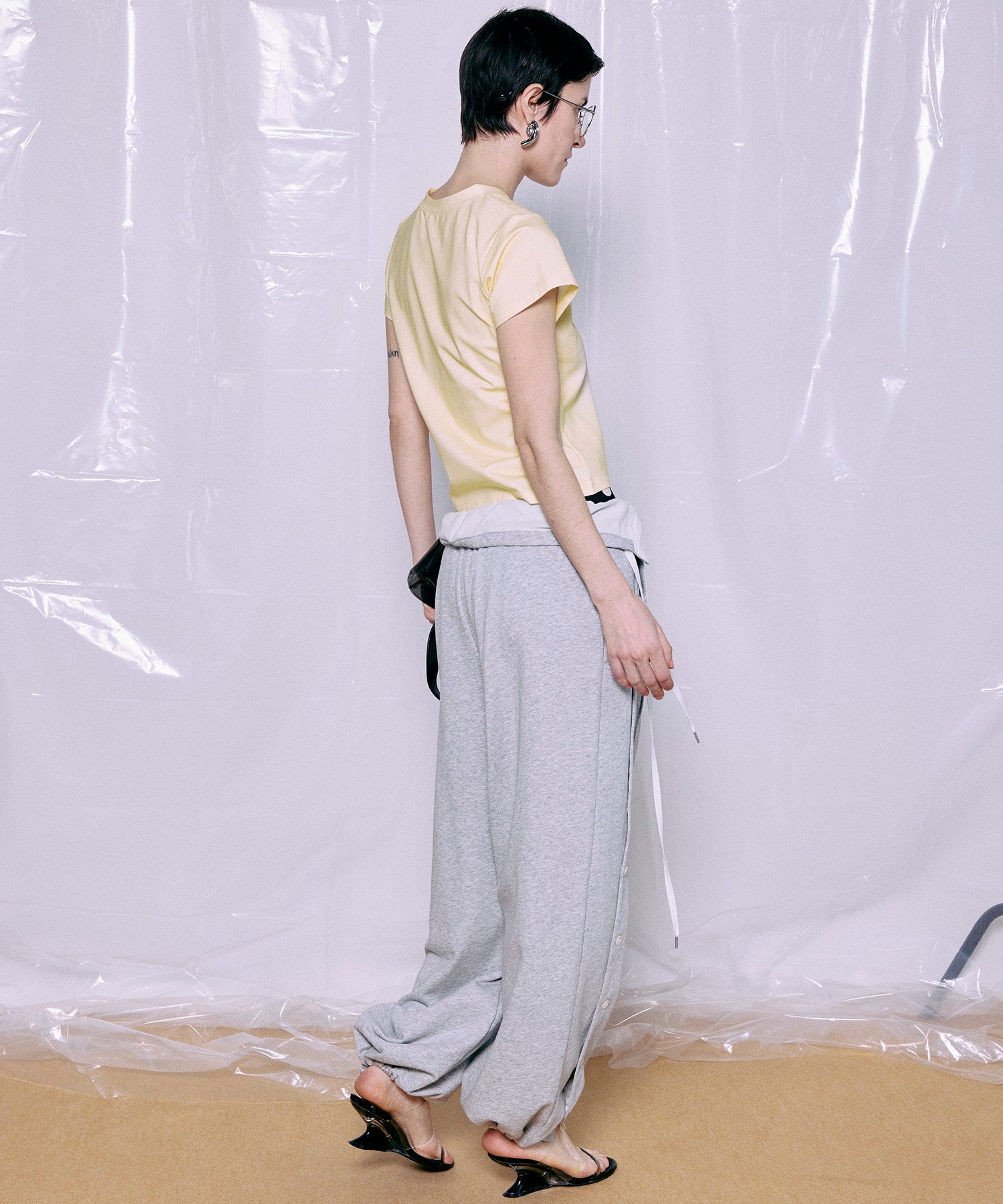 Button Slit Turn-Back Sweat Pants