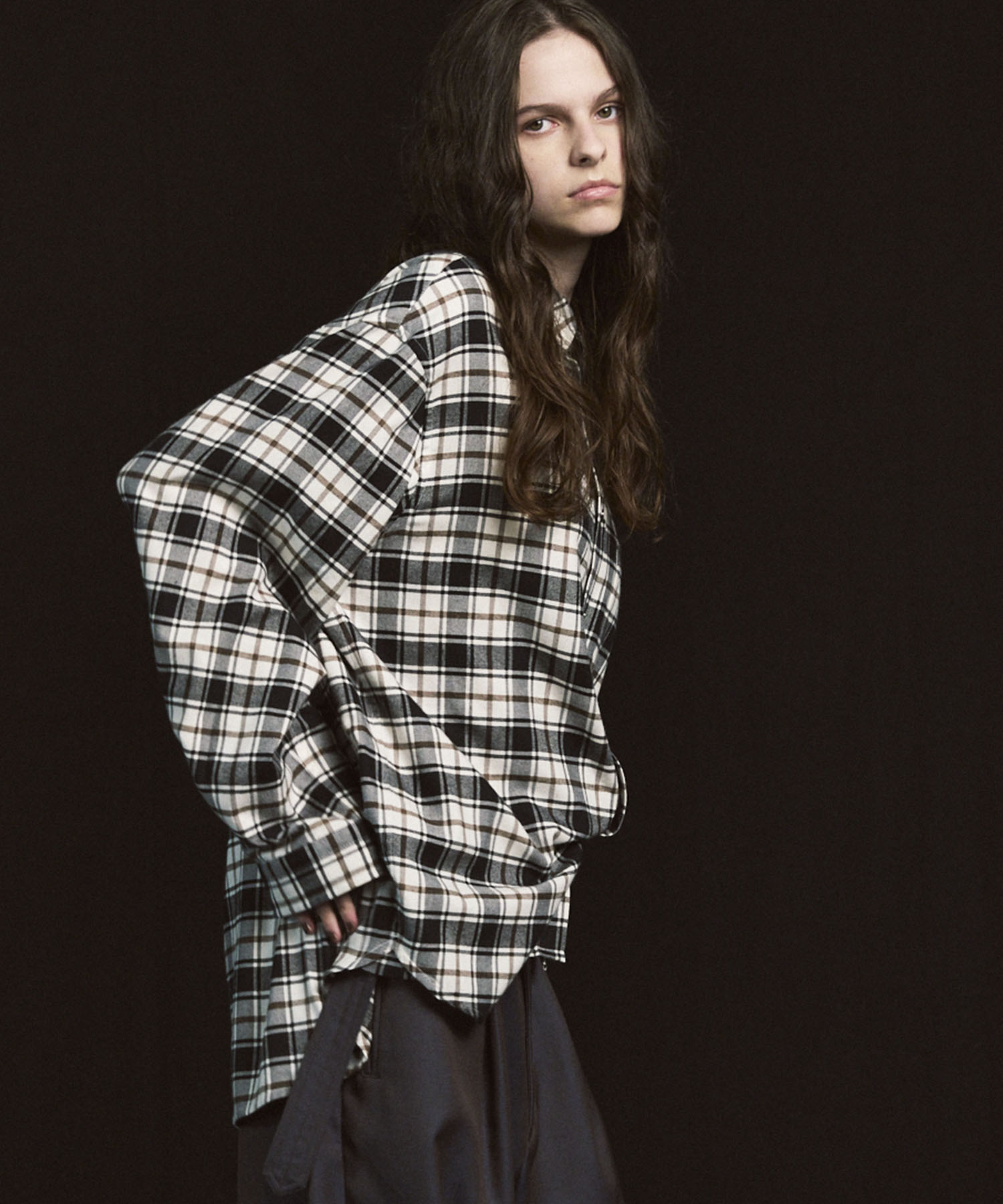 [意大利死库织物]原始的常规领绒布衬衫