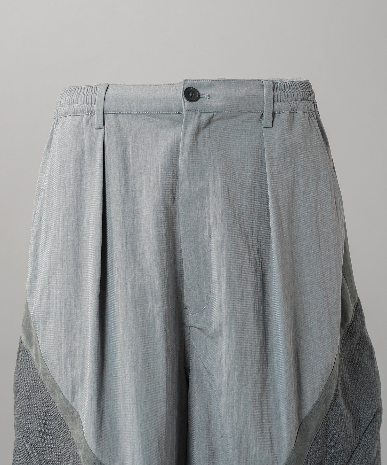 【26SS PRE-ORDER】3D Pocket Curve Switching Prime-Wide One-tuck Shorts