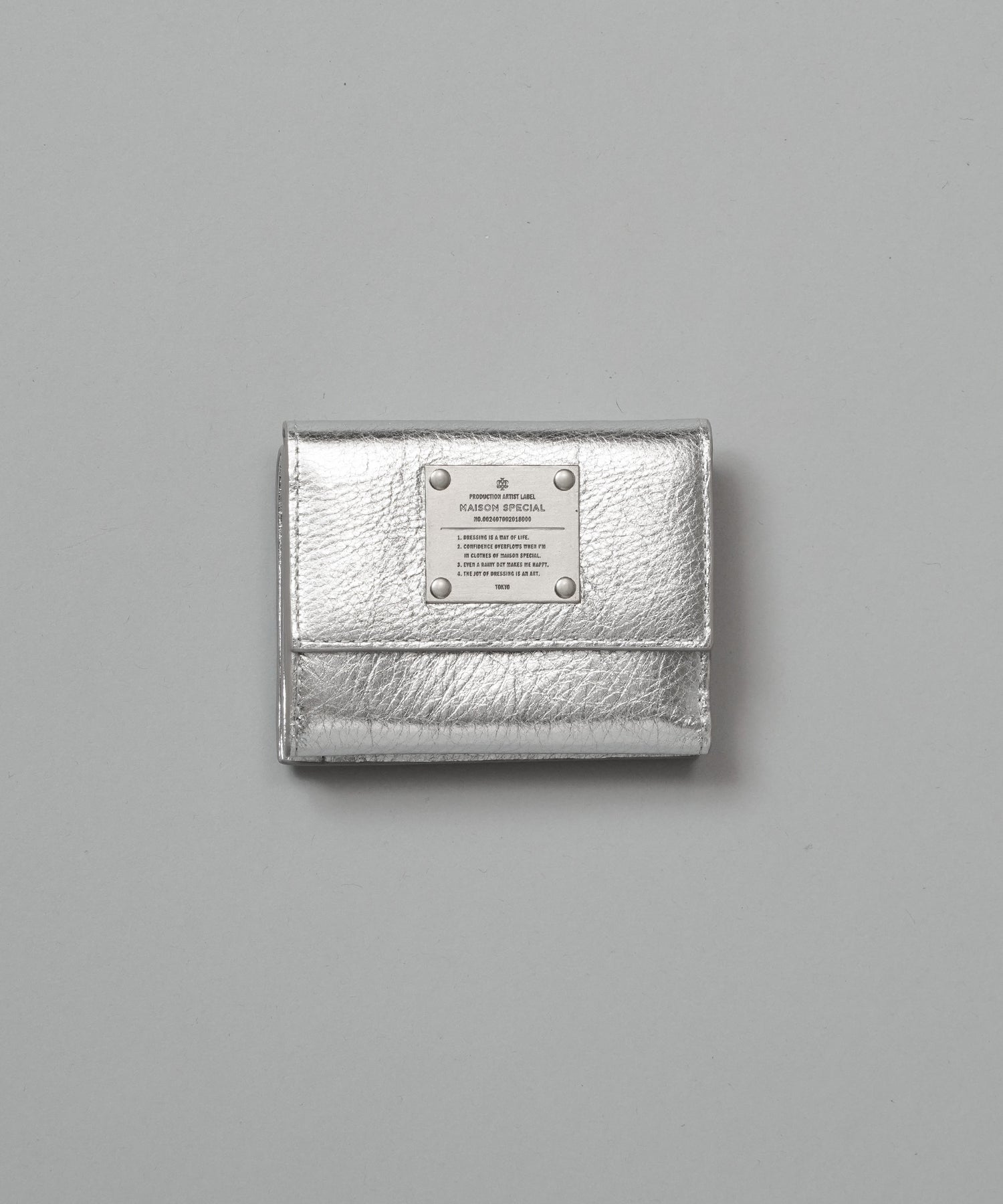 Metal Plate Trifold钱包