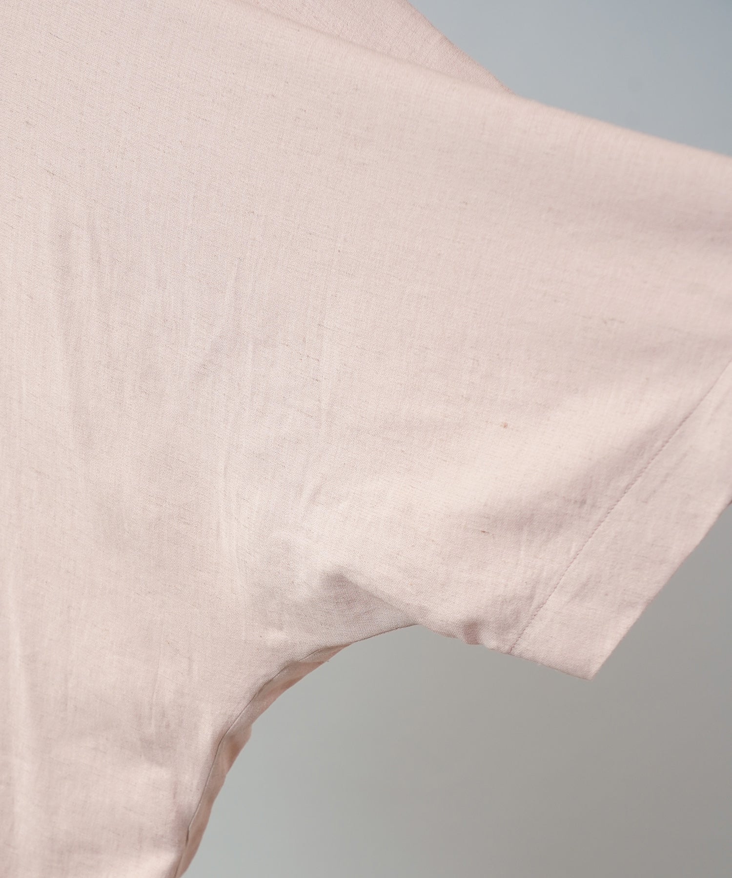 【PRE-ORDER】Drapey Georgette Prime-Over Open Collar Dolman Sleeve Shirt