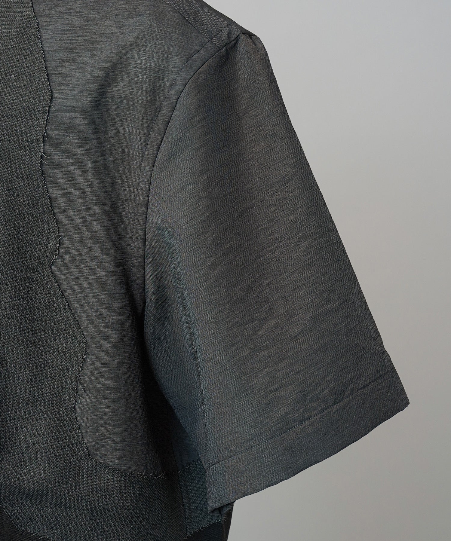 Sheer ZIGZAG Switching Prime-Over Short Sleeve Shirt