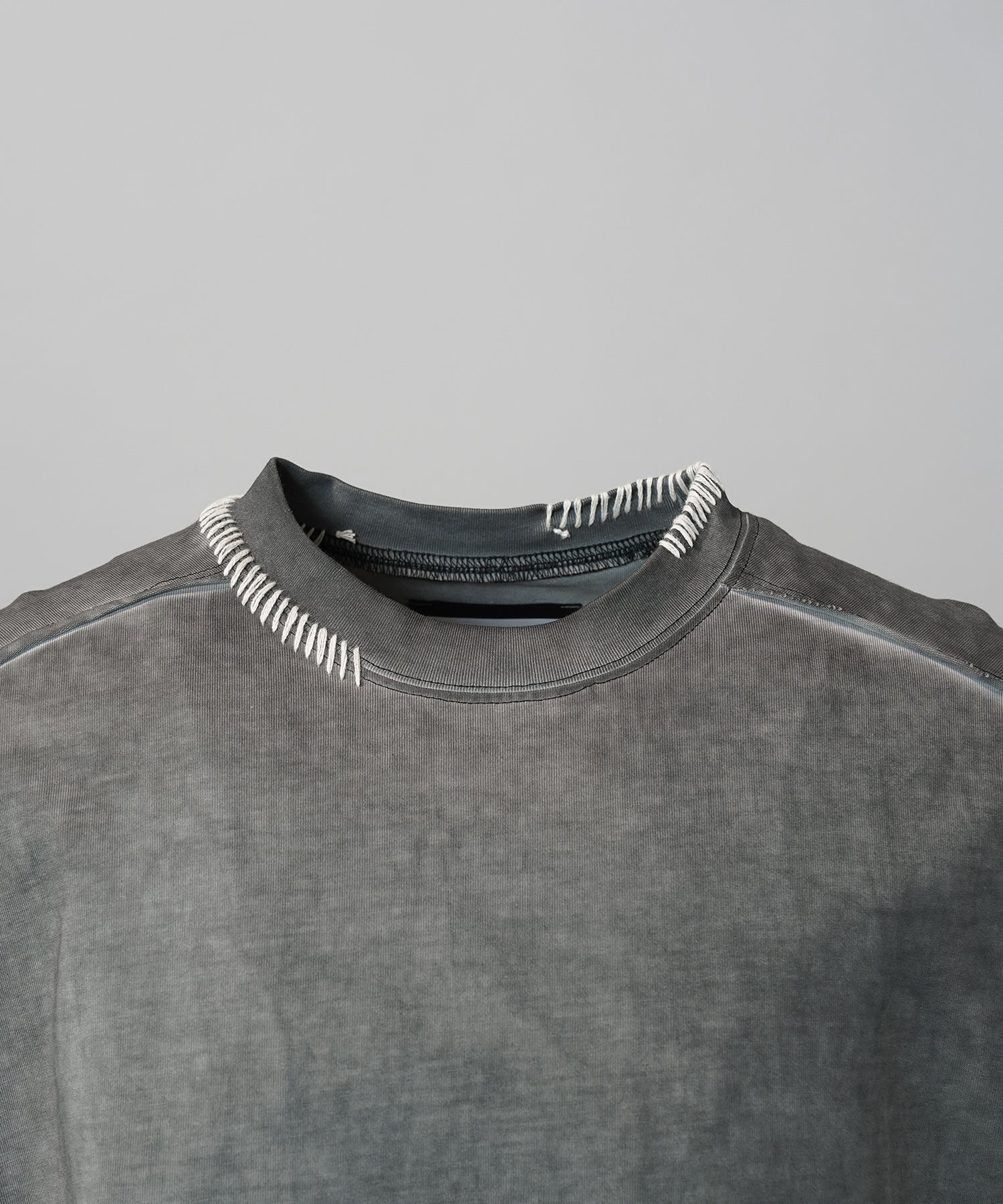 [26SS PRE-ORDER] Over-Dye Embroidery Short-sleeved T-shirt