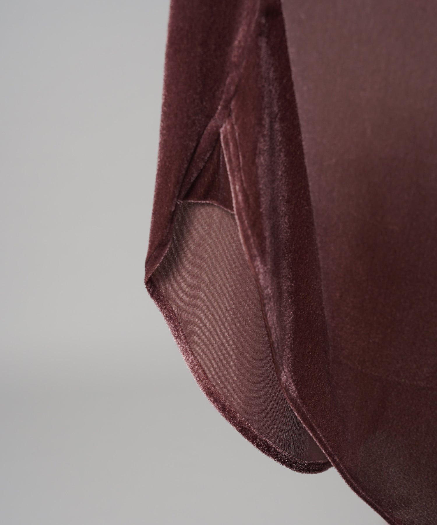 【26AW PRE-ORDER】Glossy Velour Prime-Over Long Sleeve Shirt Coat