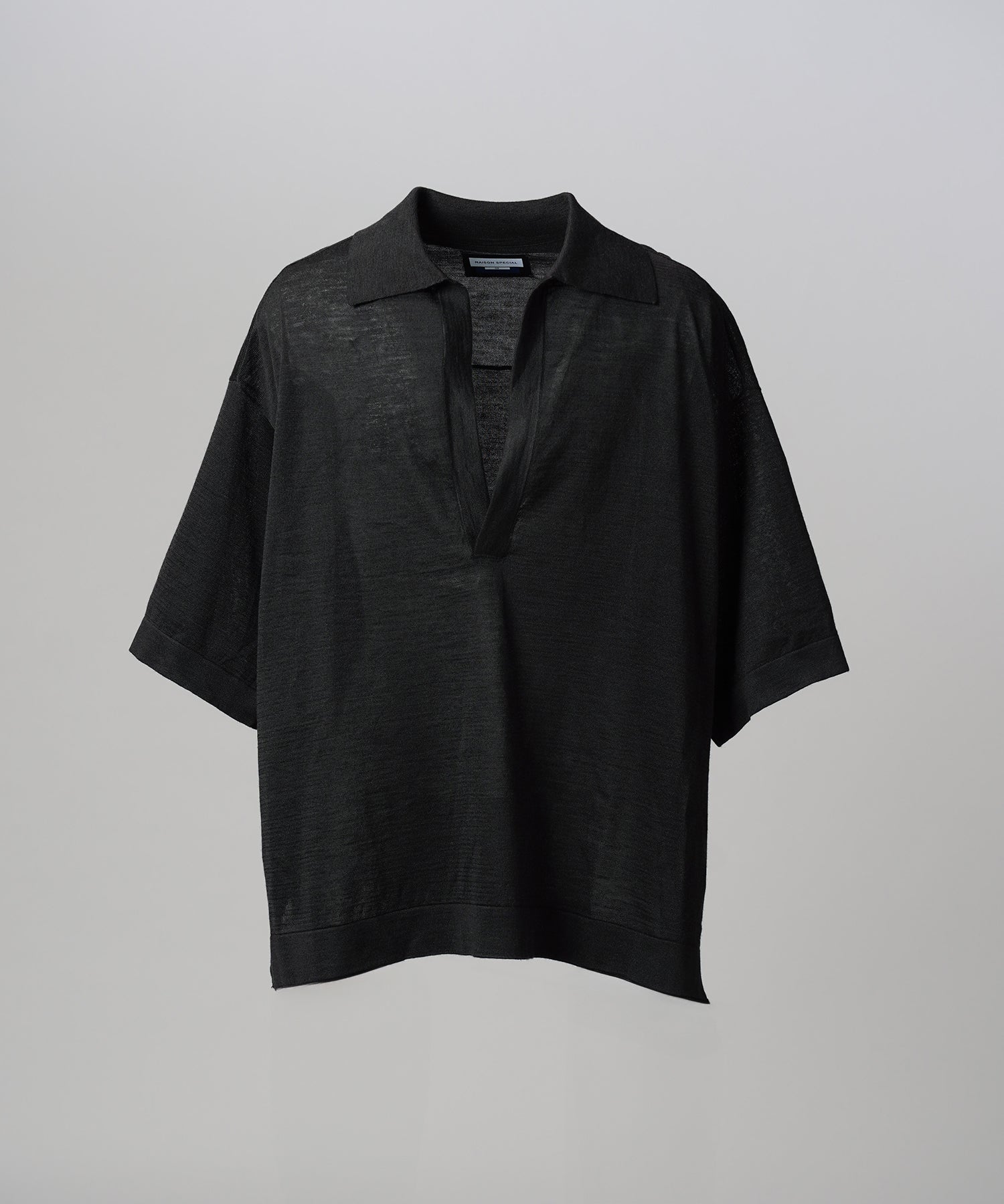 【26SS PRE-ORDER】Ramie-SOLOTEX Prime-Over Deep Front Skipper Knit T-shirt
