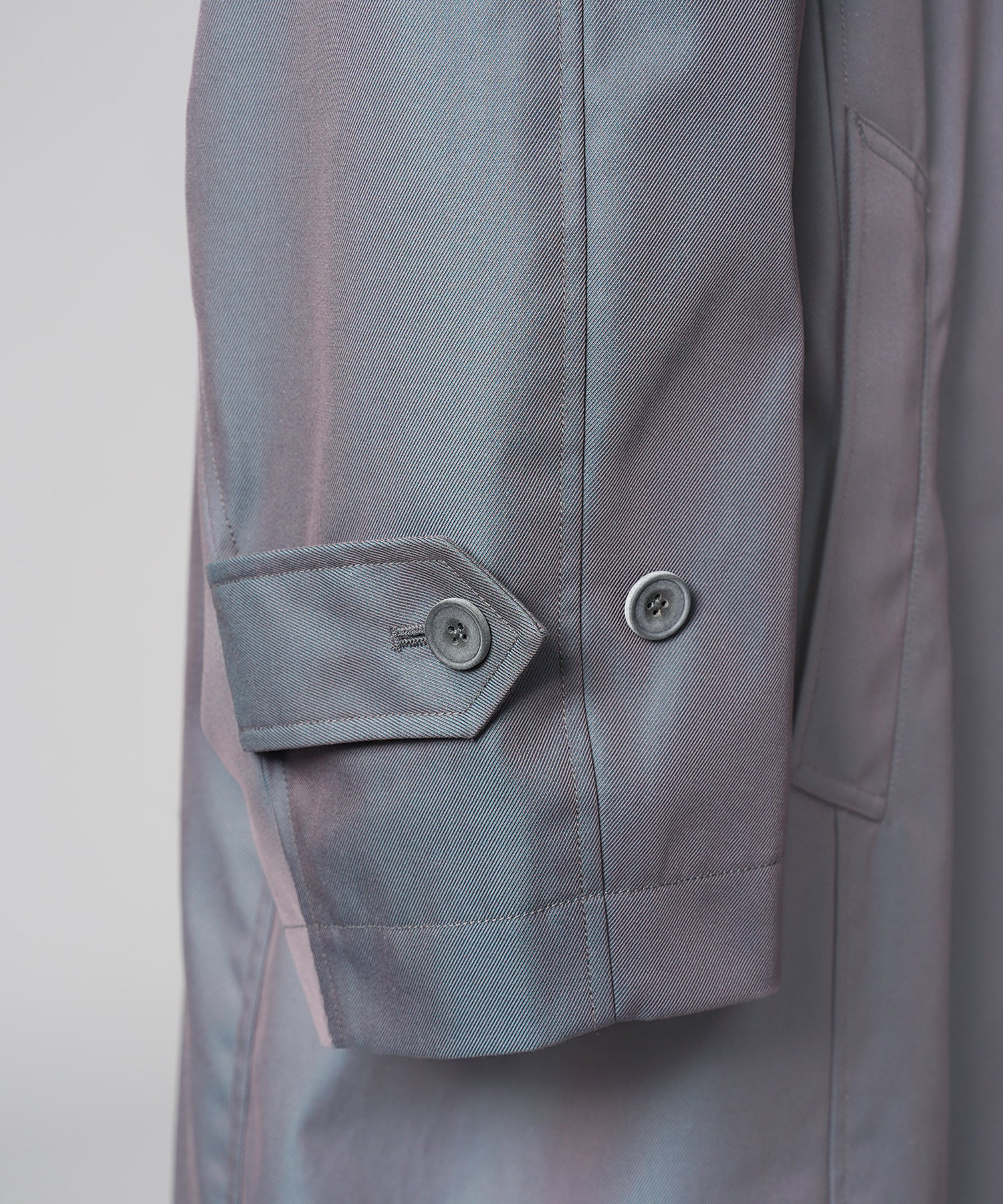【26AW PRE-ORDER】120/2/2 Suvin Cotton Gabardine Prime-Over Leather Collar Balmacaan Coat