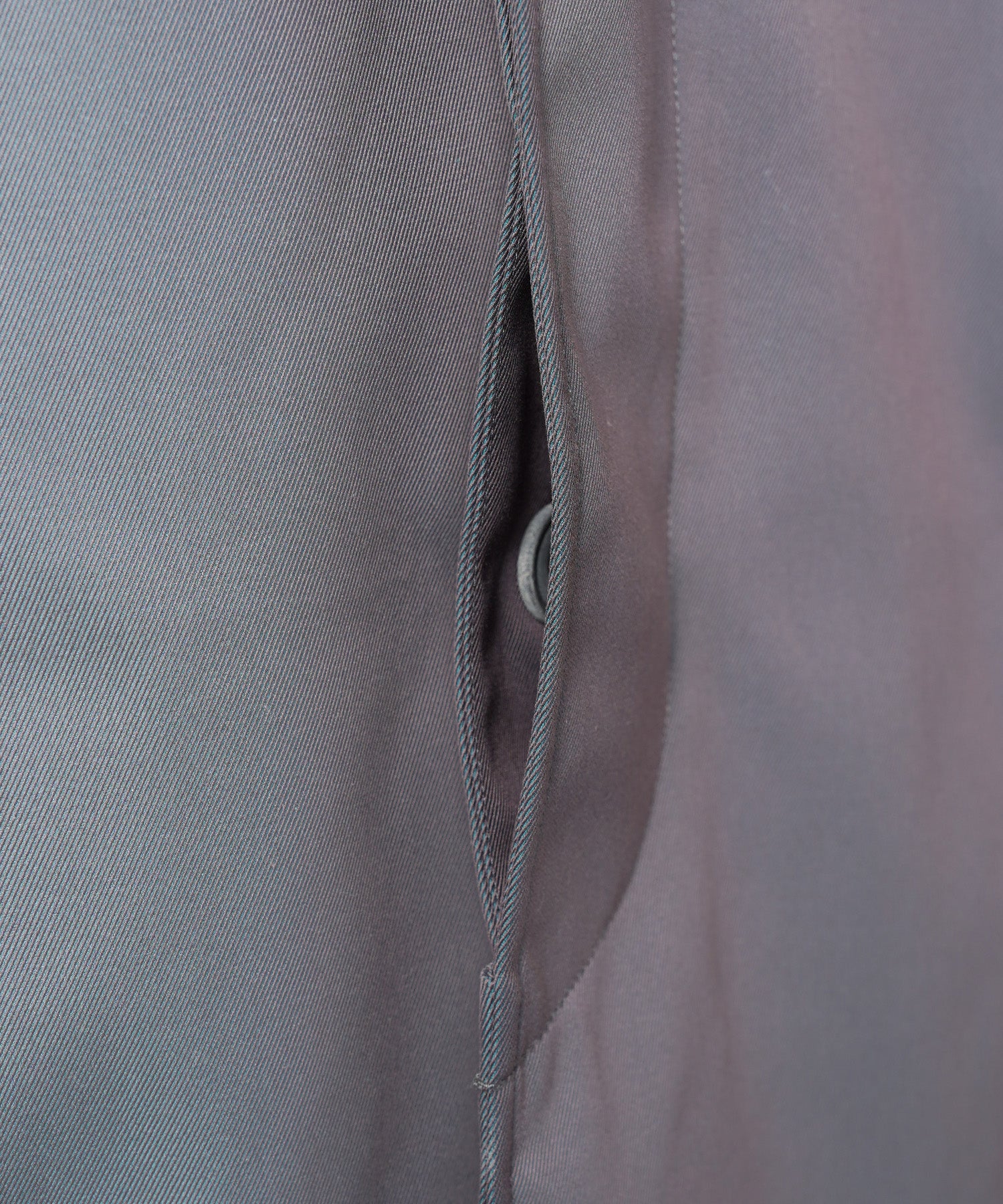【26AW PRE-ORDER】120/2/2 Suvin Cotton Gabardine Prime-Over Leather Collar Balmacaan Coat