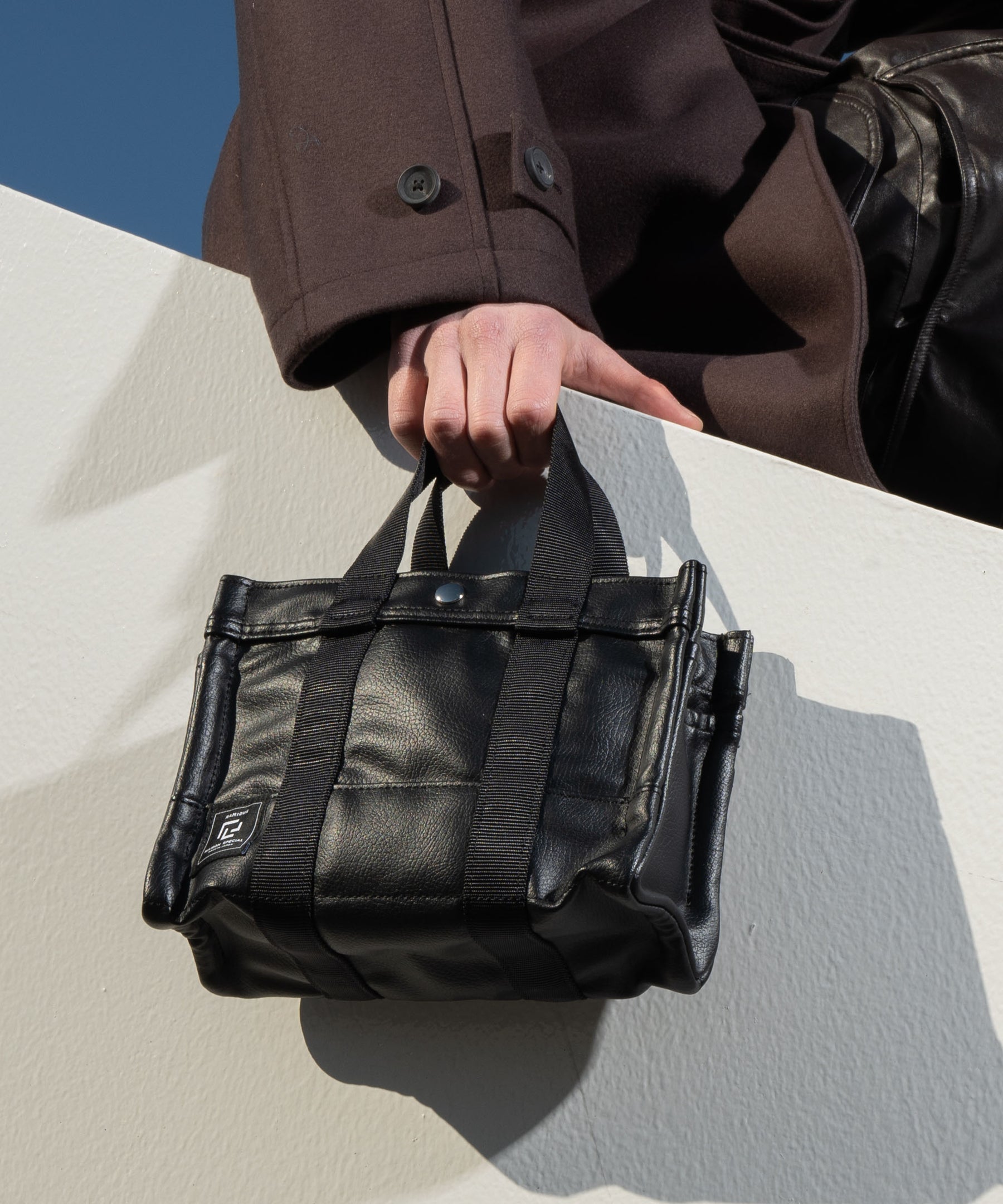 Aluminum Bonded Leather Shoulder Bag