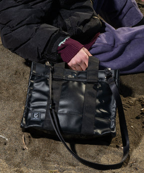 Aluminum Bonded Leather Shoulder Bag