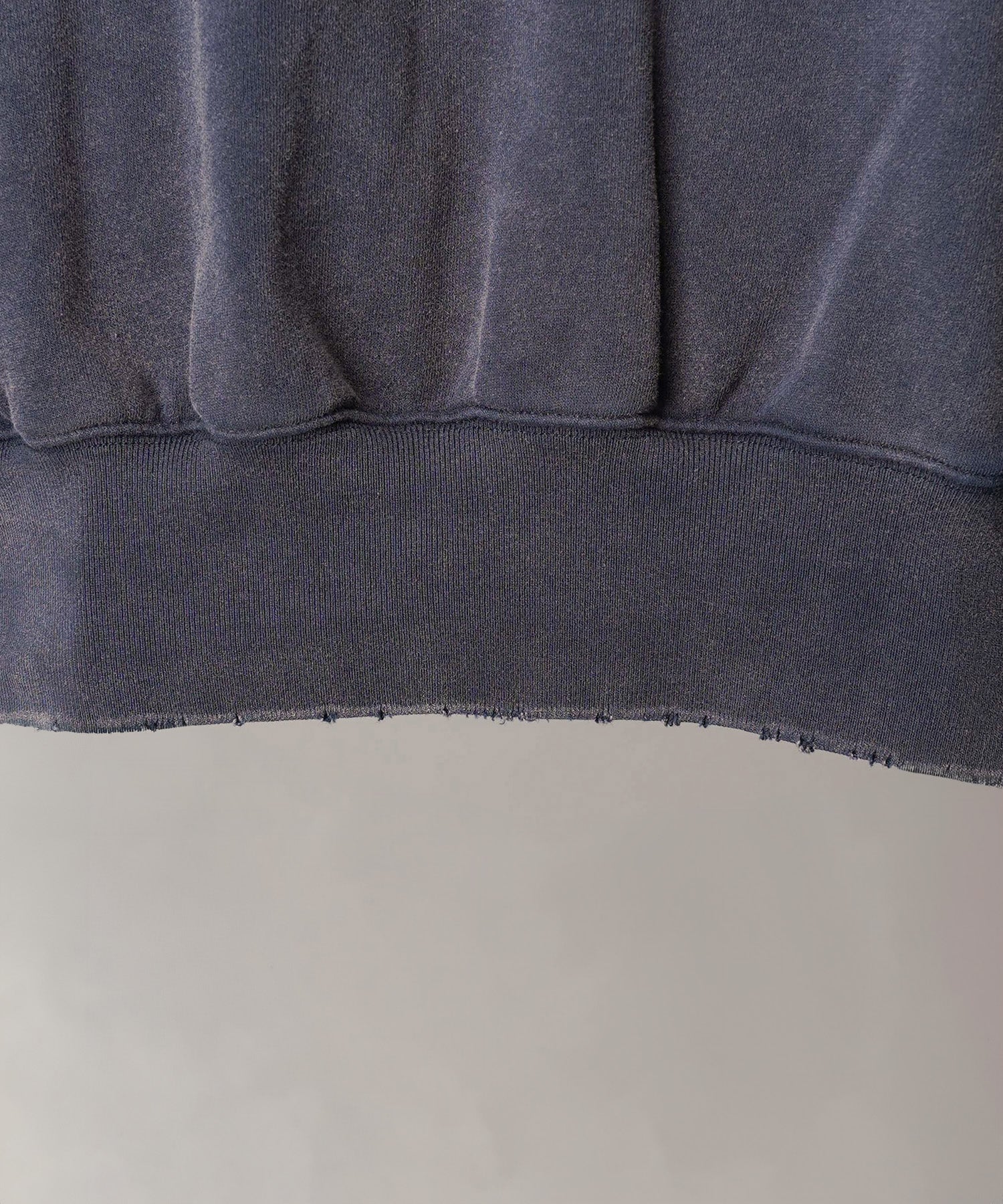 【MOVIE SERIES】「SESAME STREET」- Elmo - Prime-Over Crew Neck Sweatshirt