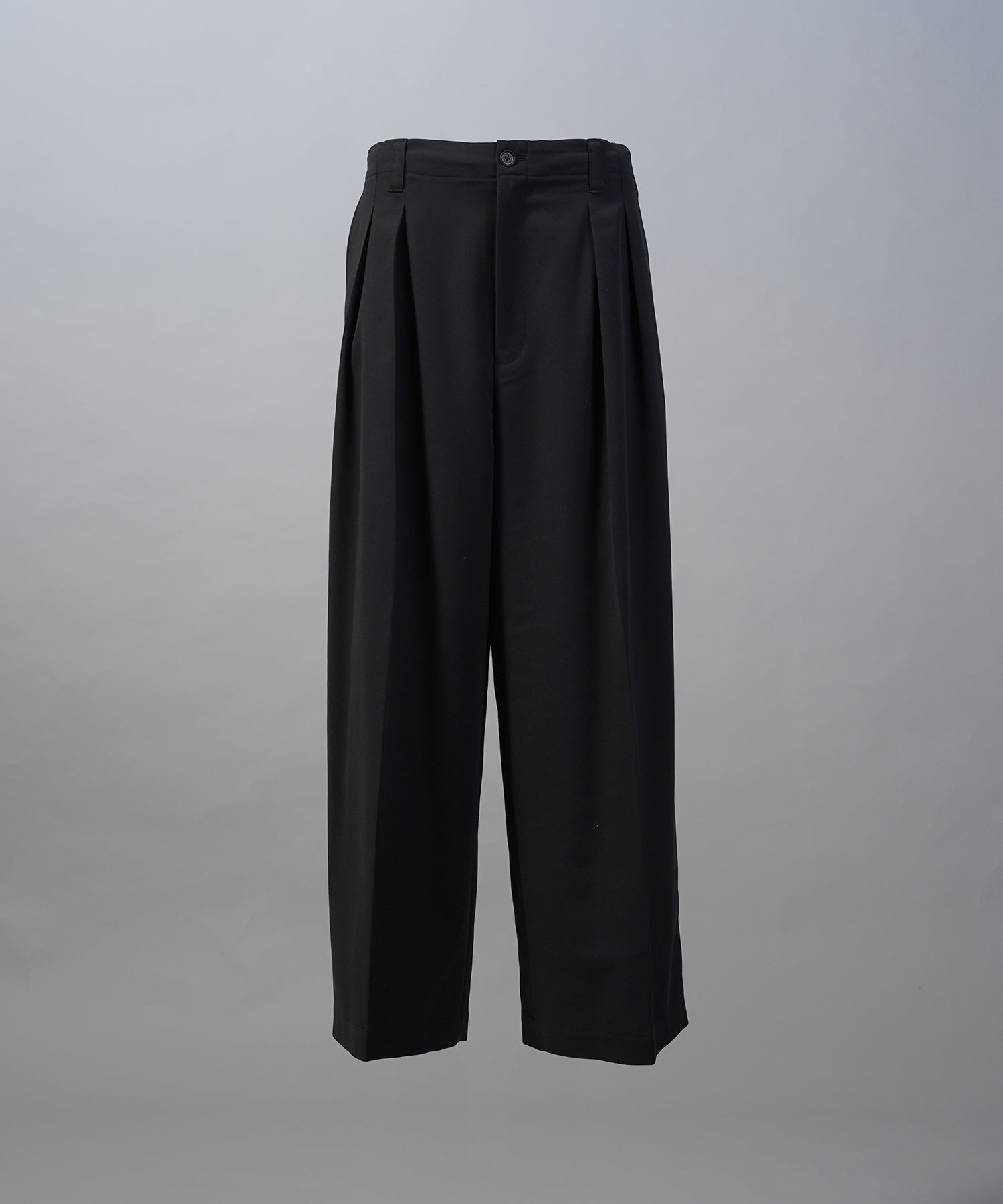 【26SS PRE-ORDER】Crispy Cross Calze Two-tuck Prime-Wide Slacks
