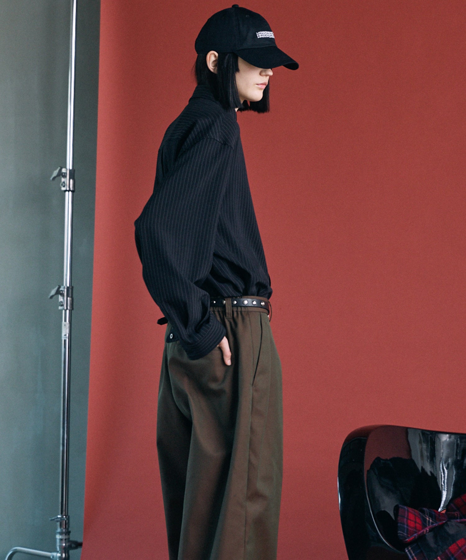 【26AW PRE-ORDER】Frieren Stripe Prime-Over Regular Collar Shirt