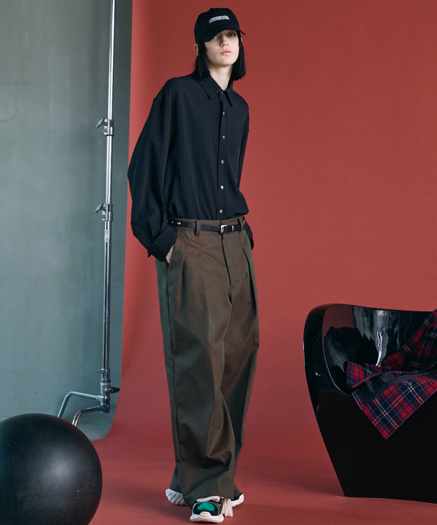 【26AW PRE-ORDER】Frieren Stripe Prime-Over Regular Collar Shirt
