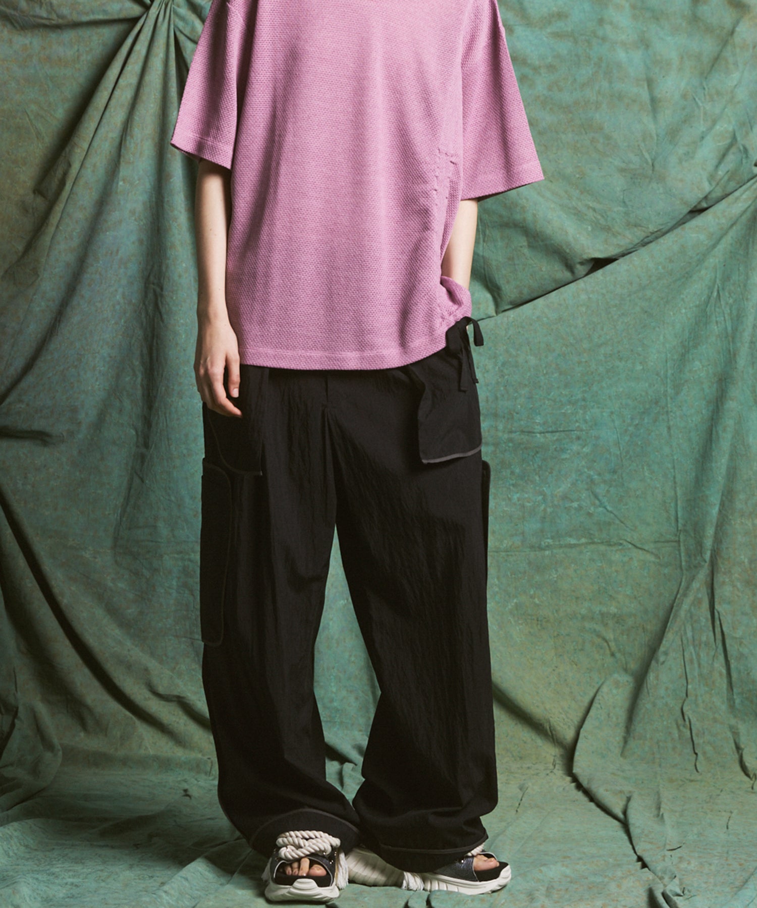 [26SS PRE-ORDER] Airy Striped Gabardine Prime-Wide Two-tuck Pants