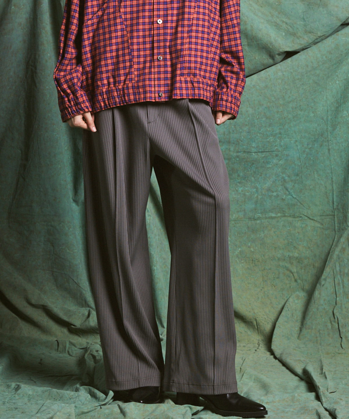 Omega Rib Pin Tuck Prime-Wide Pants