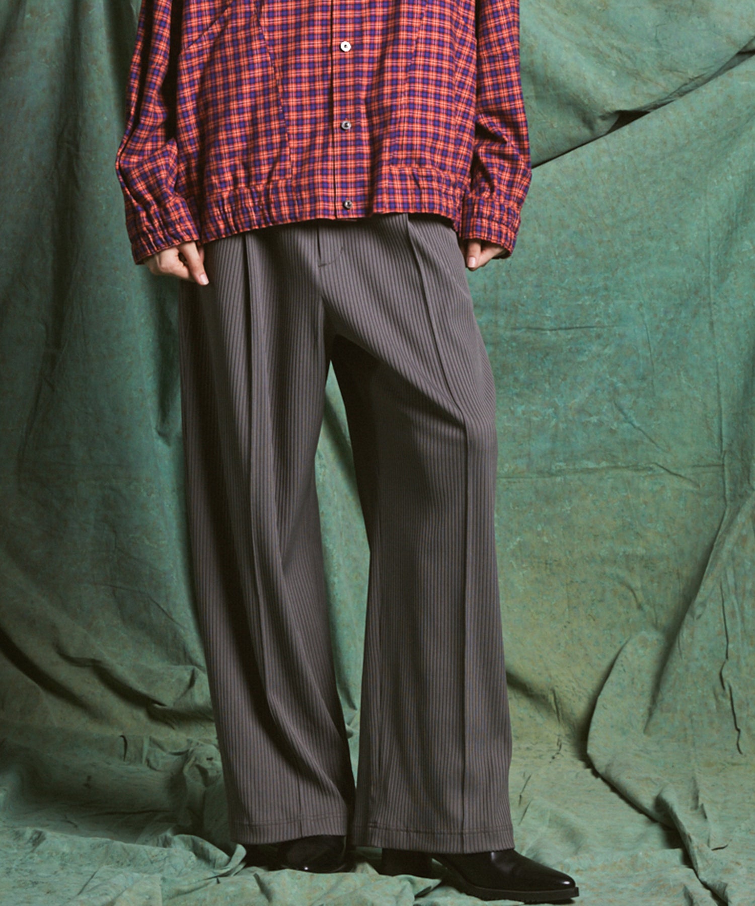 Omega Rib Pin Tuck Prime-Wide Pants