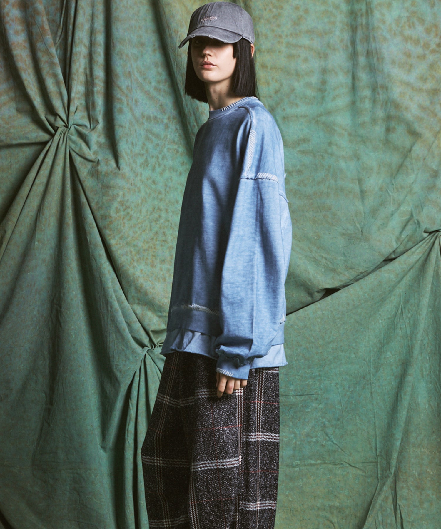 【PRE-ORDER】Heavy-Weight Sweat Embroidery Damage Over-Dye Crew Neck Pullover