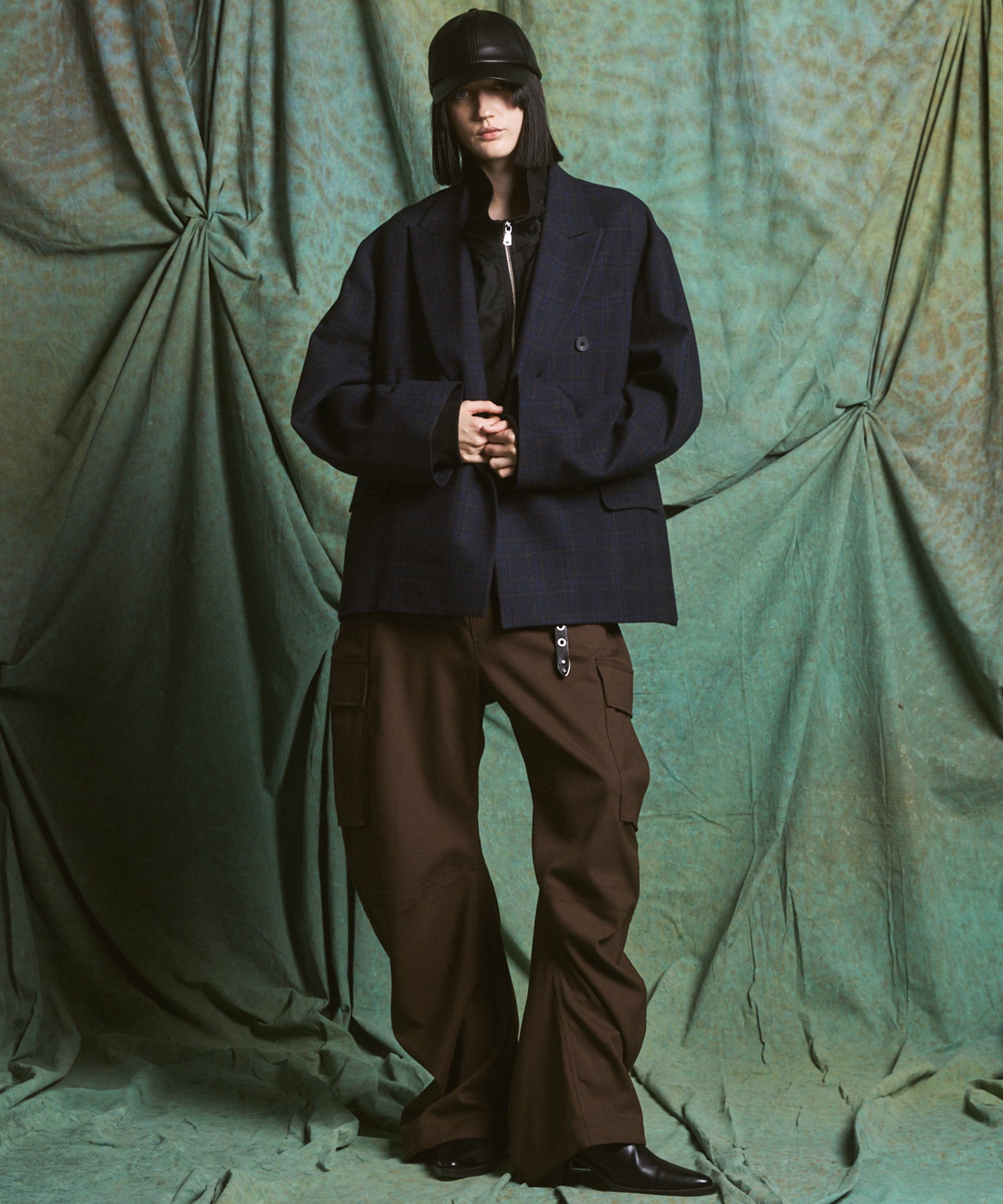 【26AW PRE-ORDER】Banana Curve Silhouette Prime-Wide Cargo Trousers