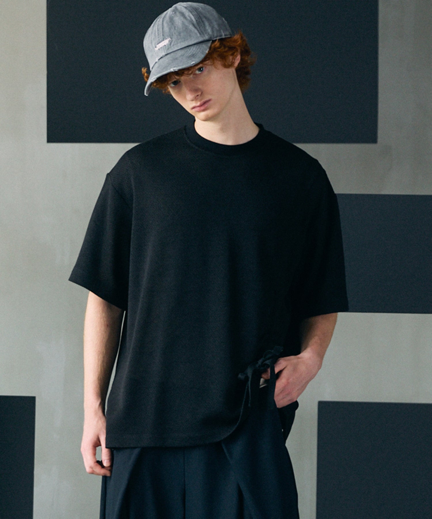 【26SS PRE-ORDER】Russell Mesh Prime-Over Asymmetrical Shirring T-shirt