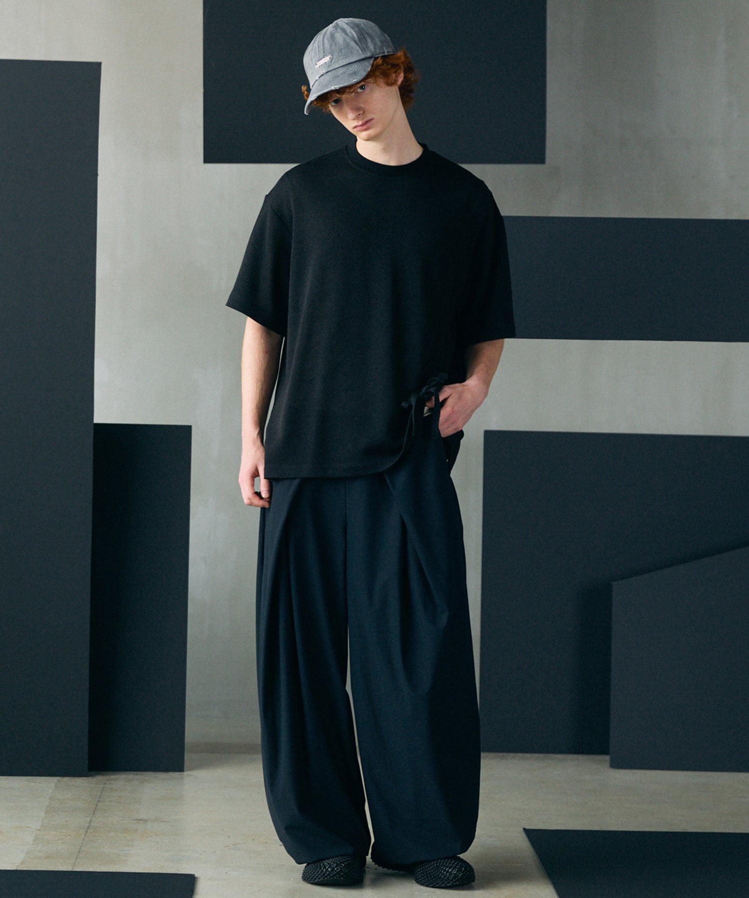 【26SS PRE-ORDER】Airy Striped Gabardine Prime-Wide Two-tuck Pants