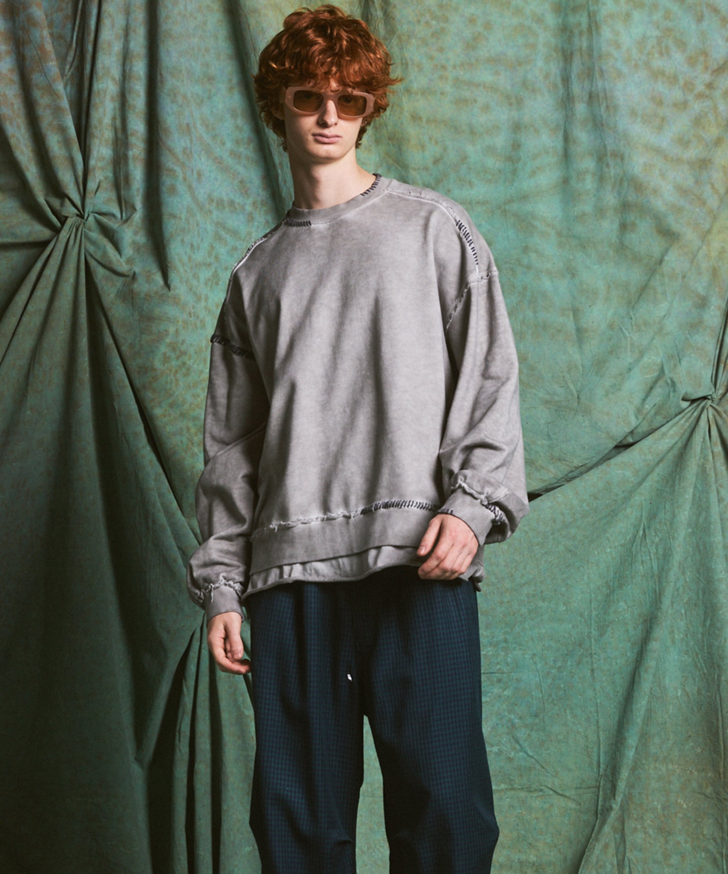 【PRE-ORDER】Heavy-Weight Sweat Embroidery Damage Over-Dye Crew Neck Pullover