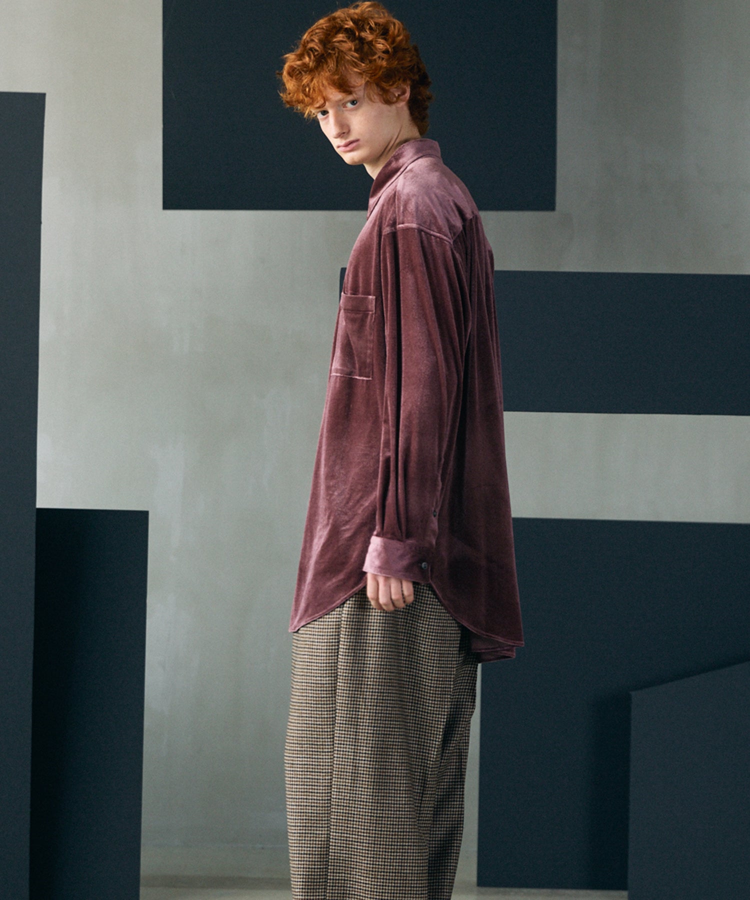 【26AW PRE-ORDER】Glossy Velour Prime-Over Long Sleeve Shirt Coat