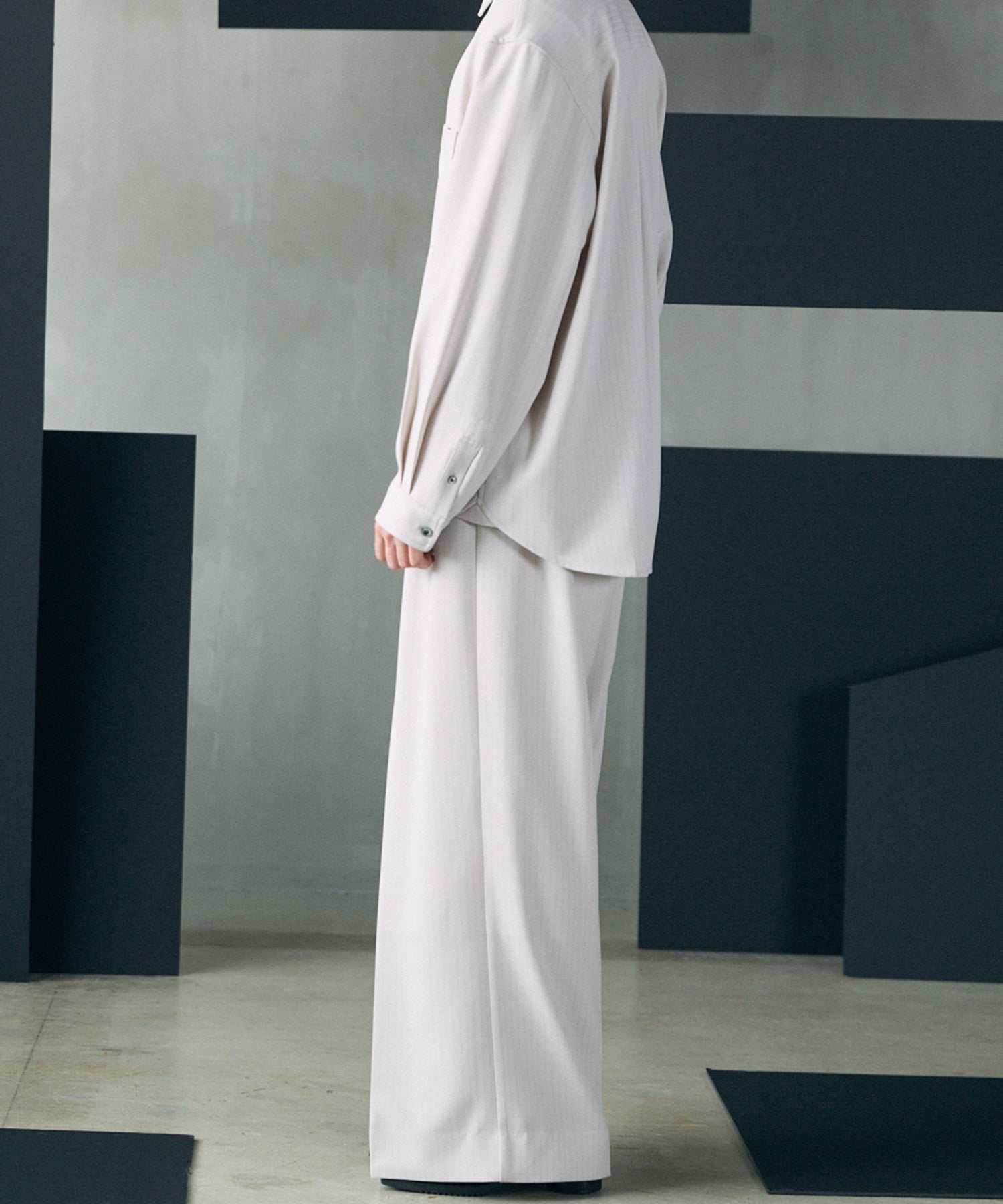 Frieren StripePrime 宽两折裤