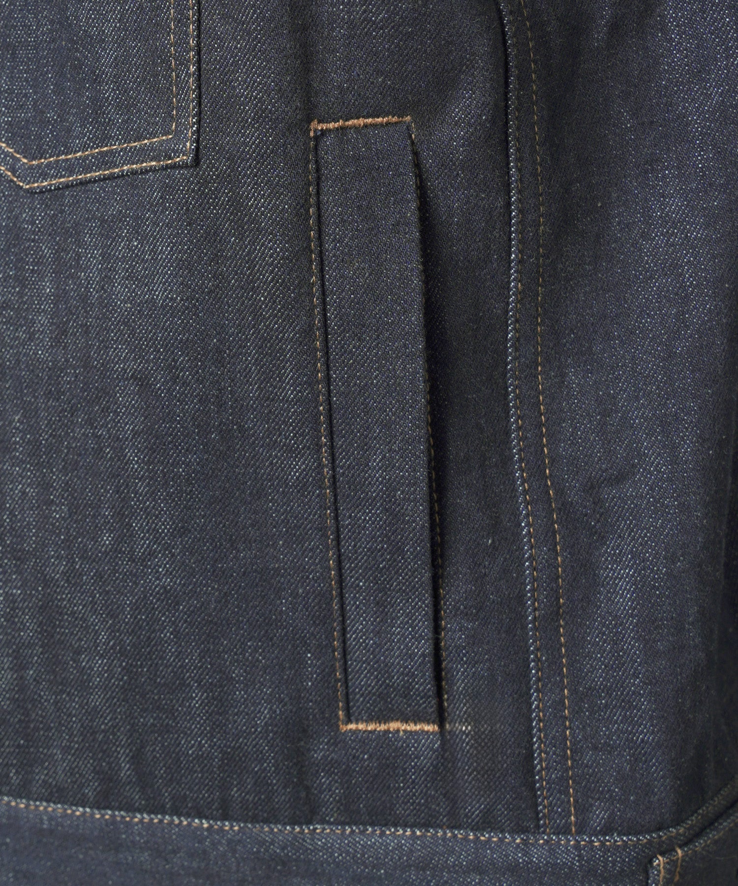 【26AW PRE-ORDER】Ovoid Sleeve Prime-Over Trucker Jacket