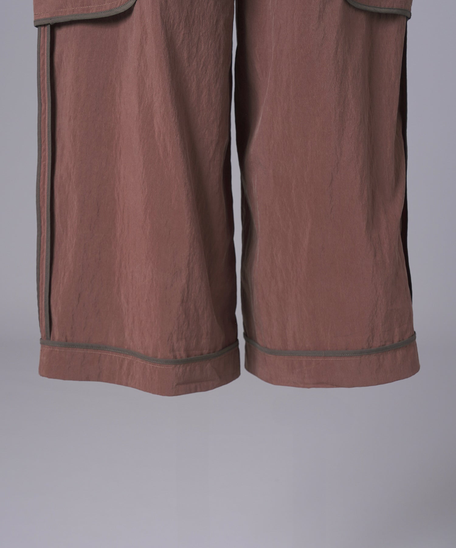 【26SS PRE-ORDER】Airy Striped Gabardine Prime-Wide Two-tuck Pants